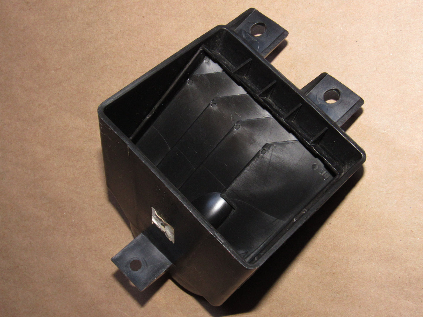 97 98 99 00 01 02 03 04 Chevrolet Corvette OEM Dash Air Vent Louver - Left