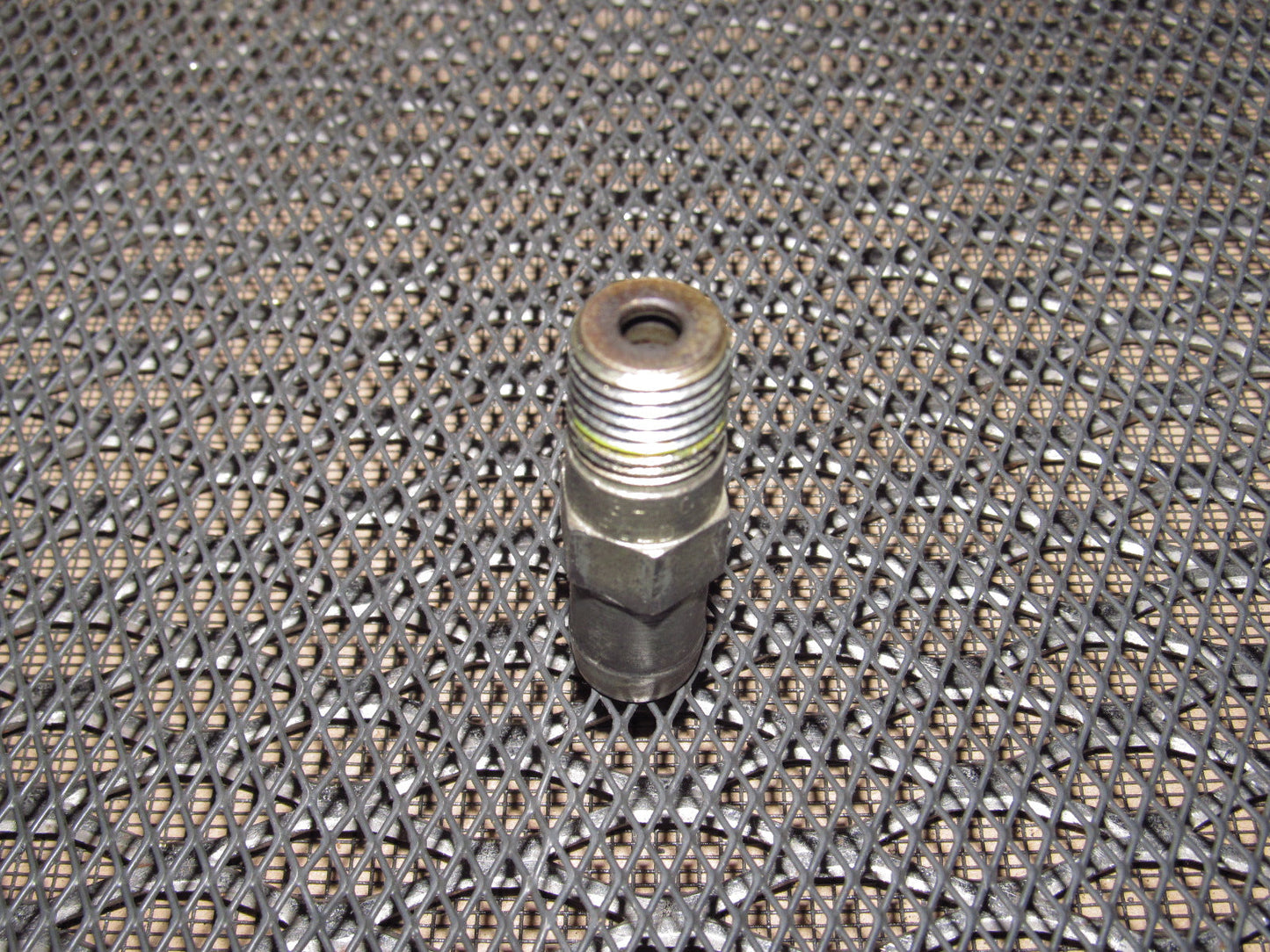 88 89 90 91 Honda CRX 1.5L OEM D15B2 PCV Check Valve