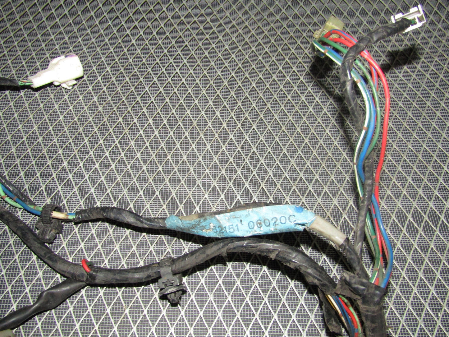 92 93 94 95 96 Toyota Camry Sedan OEM Front Door Wiring Harness - Right