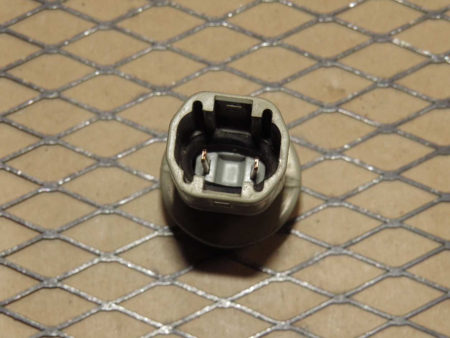 90 91 92 93 94 95 96 97 Mazda Miata OEM Front Side Marker Light Lamp Bulb Socket