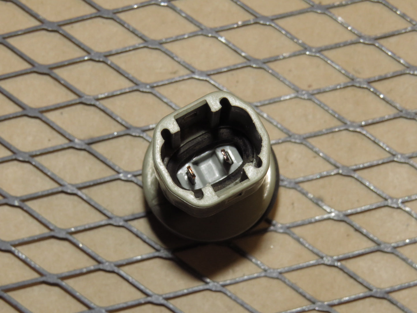 90 91 92 93 94 95 96 97 Mazda Miata OEM Front Side Marker Light Lamp Bulb Socket