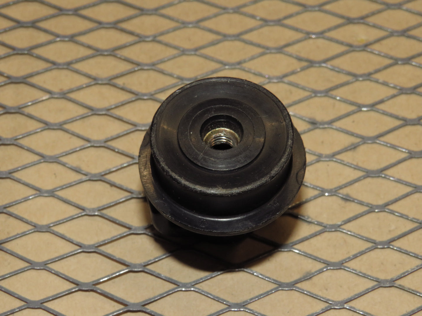 97 98 99 00 01 02 03 04 Chevrolet Corvette OEM Trunk Cargo Net Lock Retainer Mount