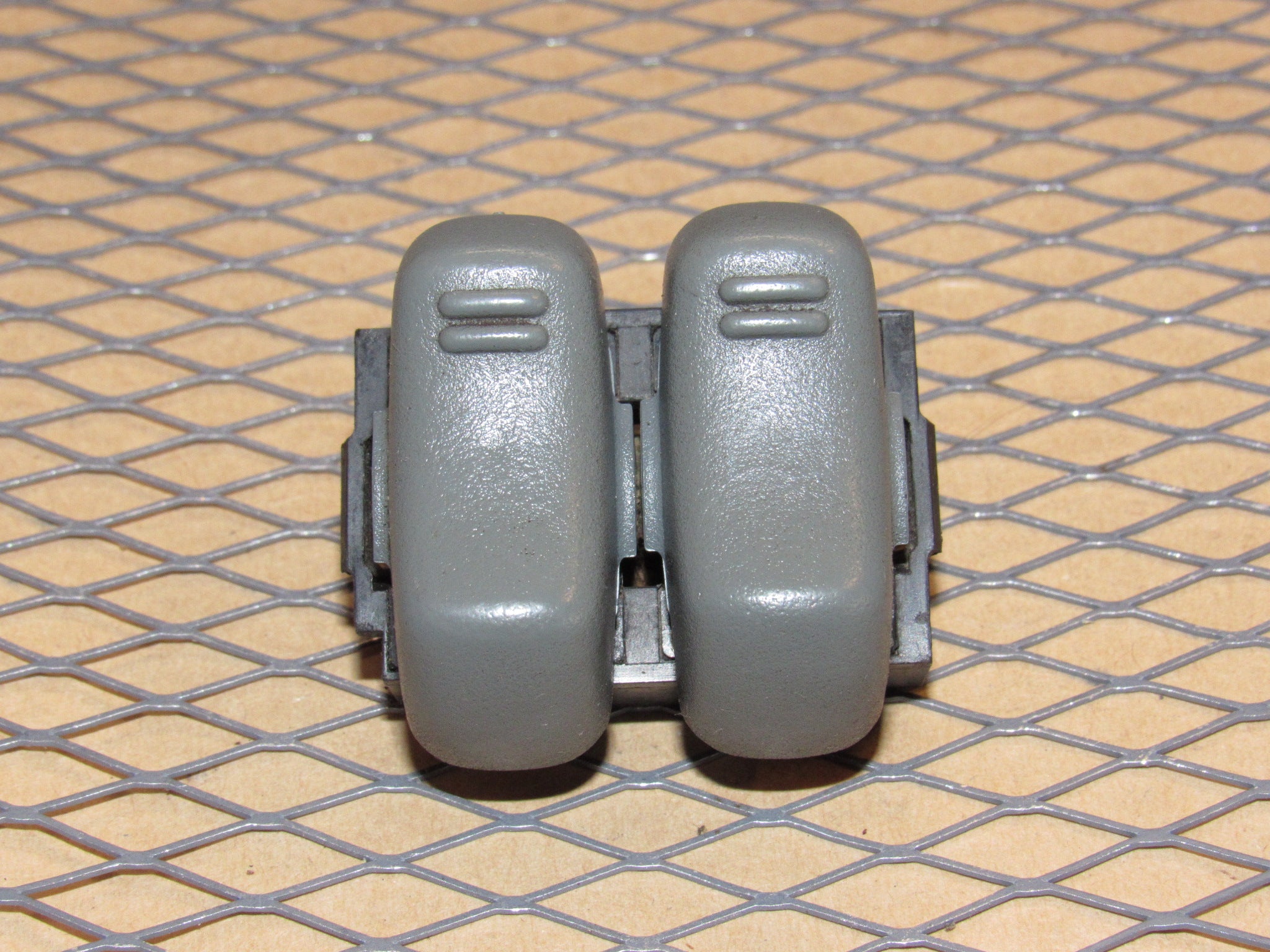 thumbnail image 2 of Pair Front Power Window Regulators W/ Motor – Pontiac Firebird 1993-2002 – Cardoor_parts 2 of 4