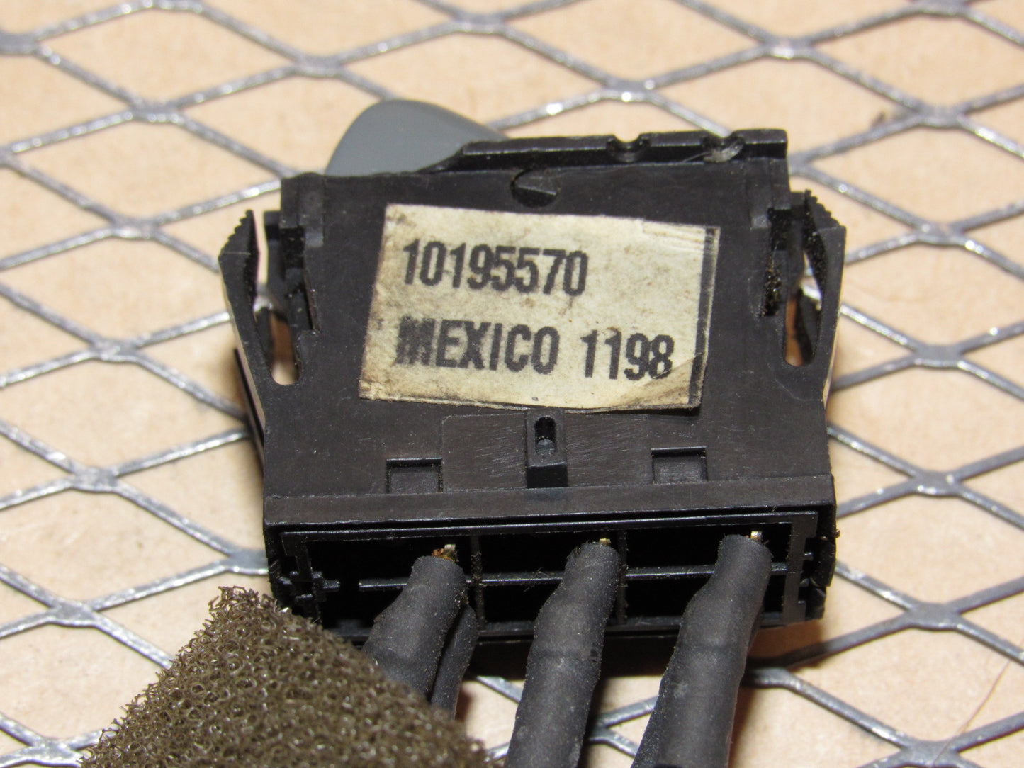 98 99 00 01 02 Pontiac Firebird OEM Fog Light Switch