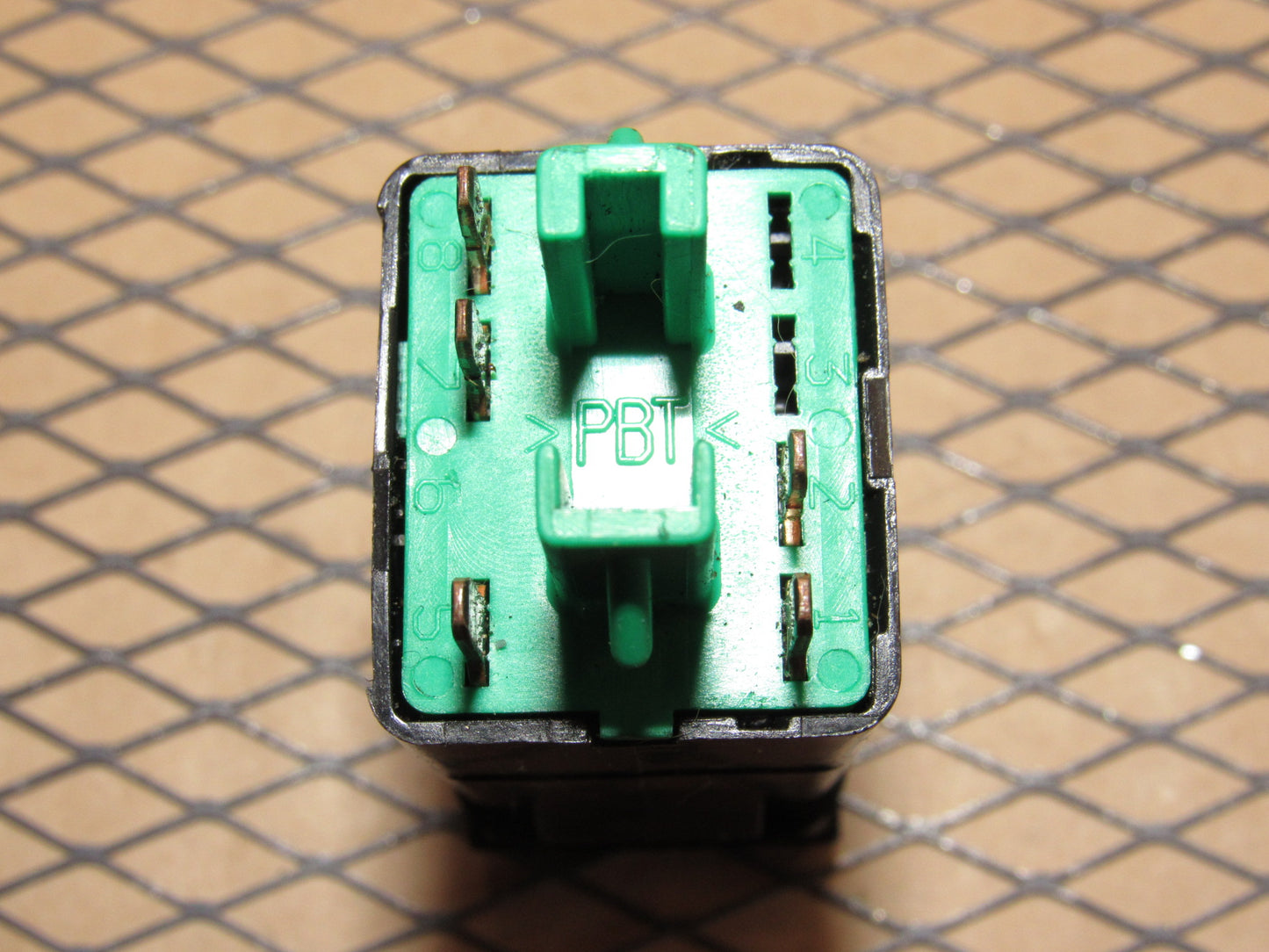 99 00 01 02 03 04 05 Saab 9-5 OEM Front Fog Light Lamp Switch