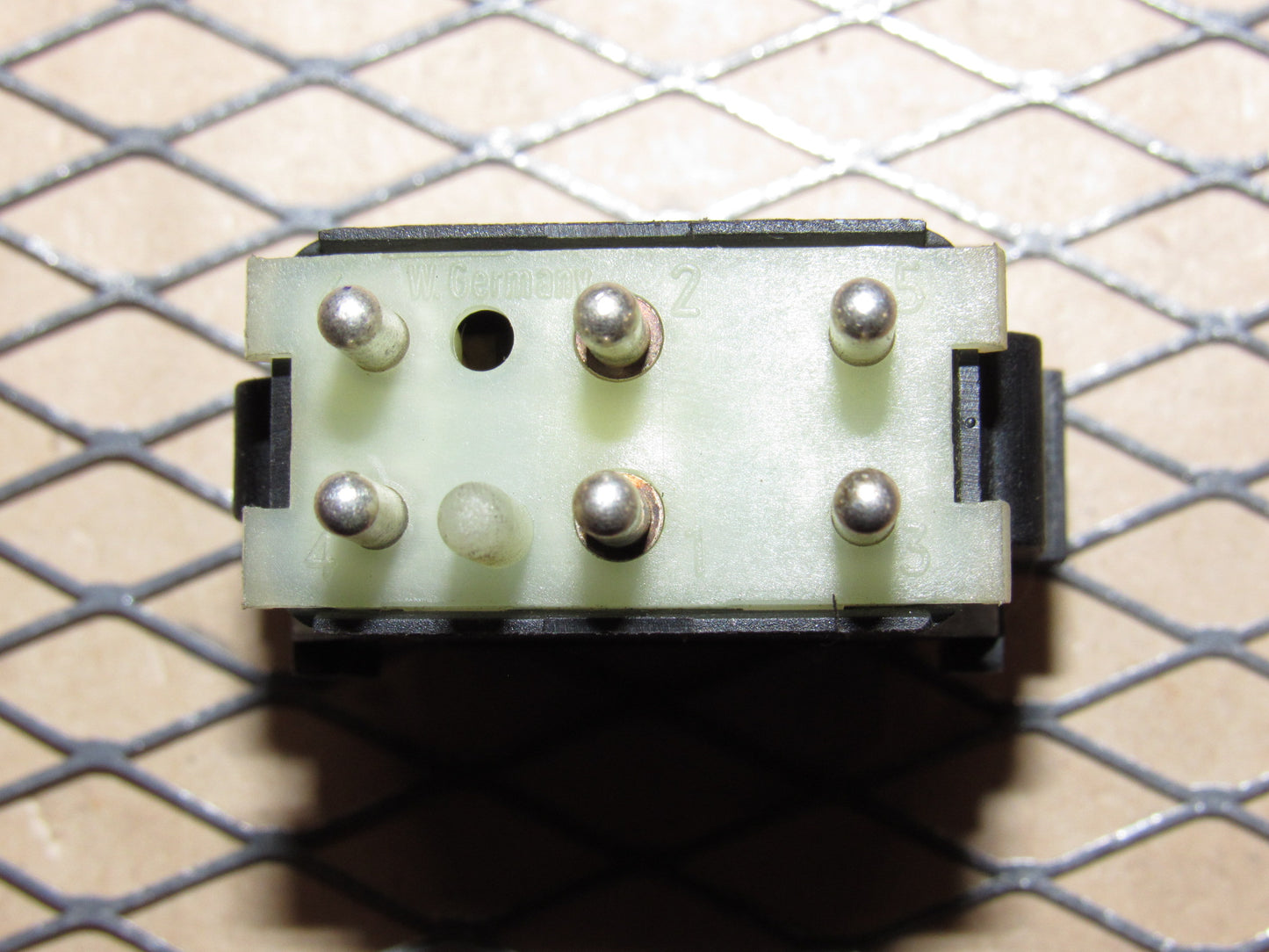 85 86 87 88 89 90 91 Porsche 944 OEM Fog Light Switch