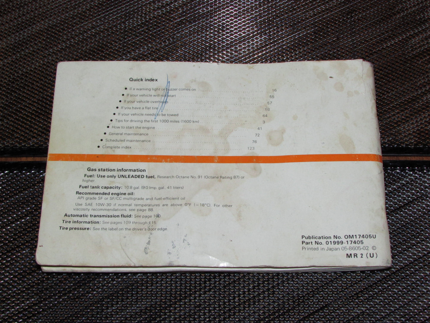 Toyota MR2 (1986) Owners Manual