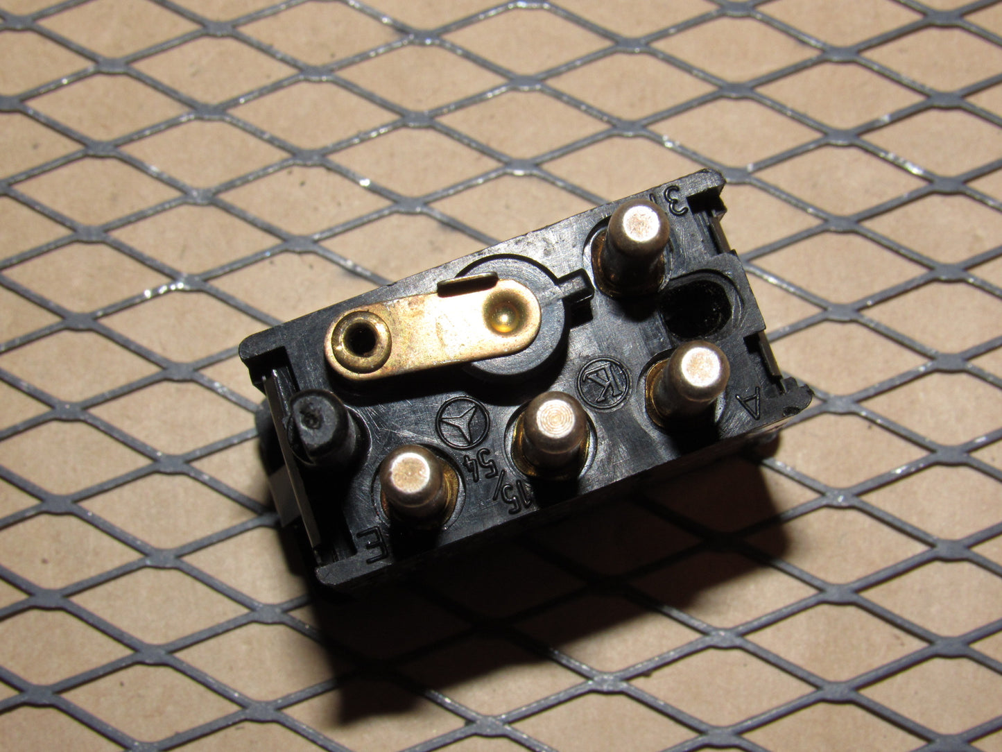82 83 84 85 Mercedes Benz 300D OEM Rear Defroster Switch