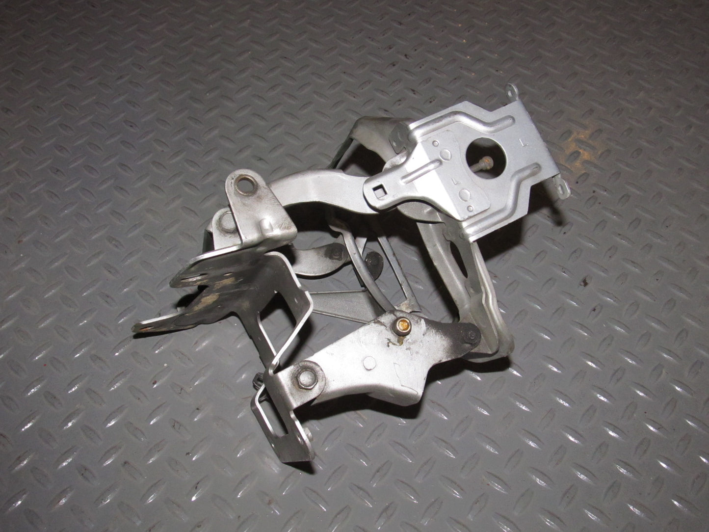 86 87 88 Mazda RX7 OEM Headlight Retractor Housing - Left