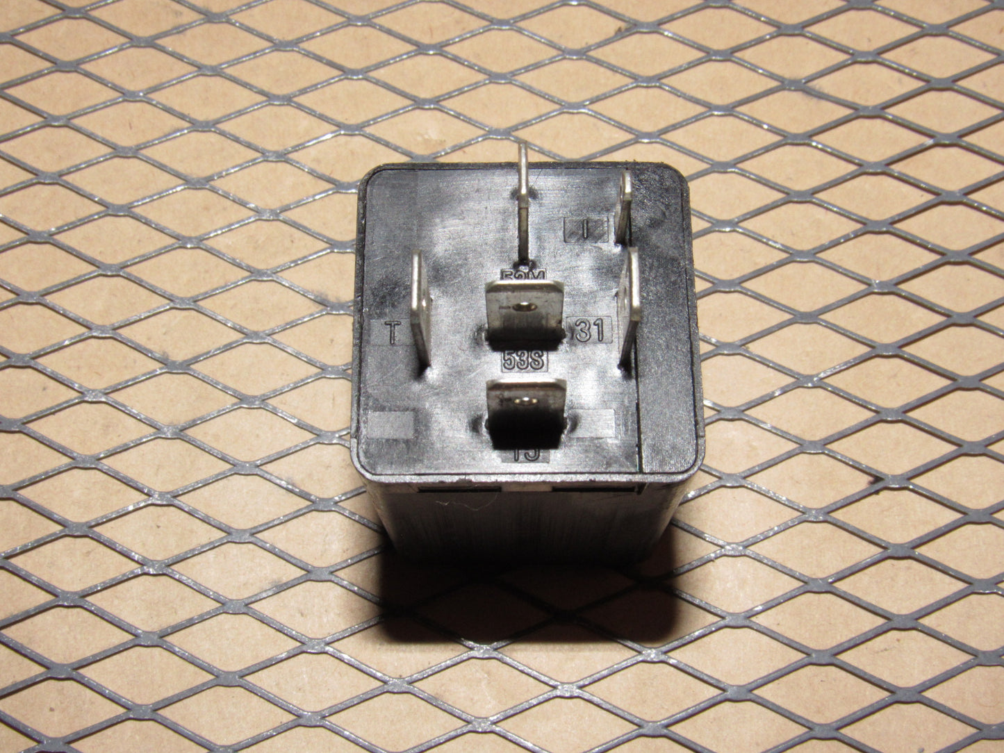 Audi & Volkswagen Relay (19) 1HM 955 531