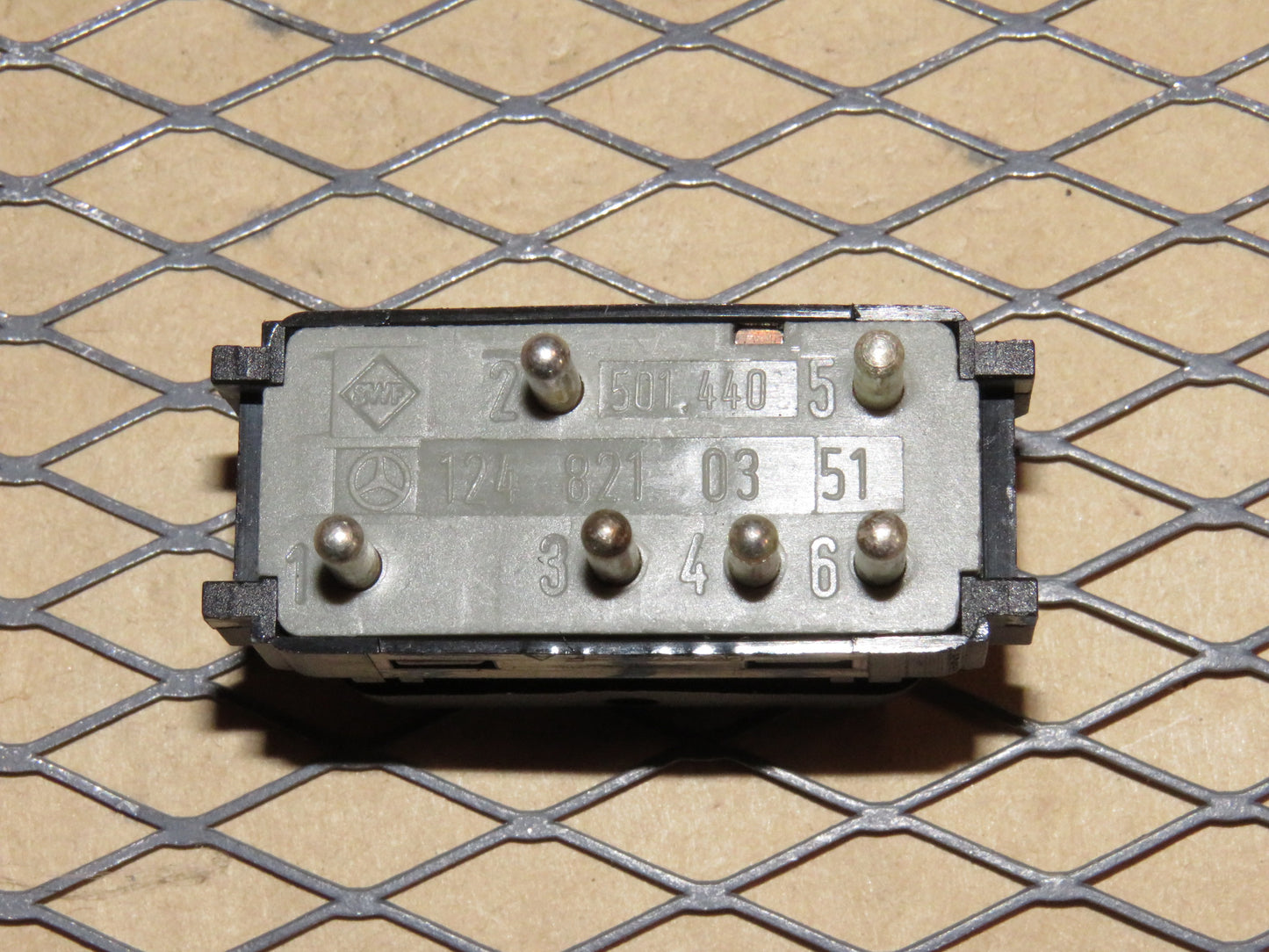 92 93 Mercedes 500E OEM Temperature Climate Control Air Recirculation Switch