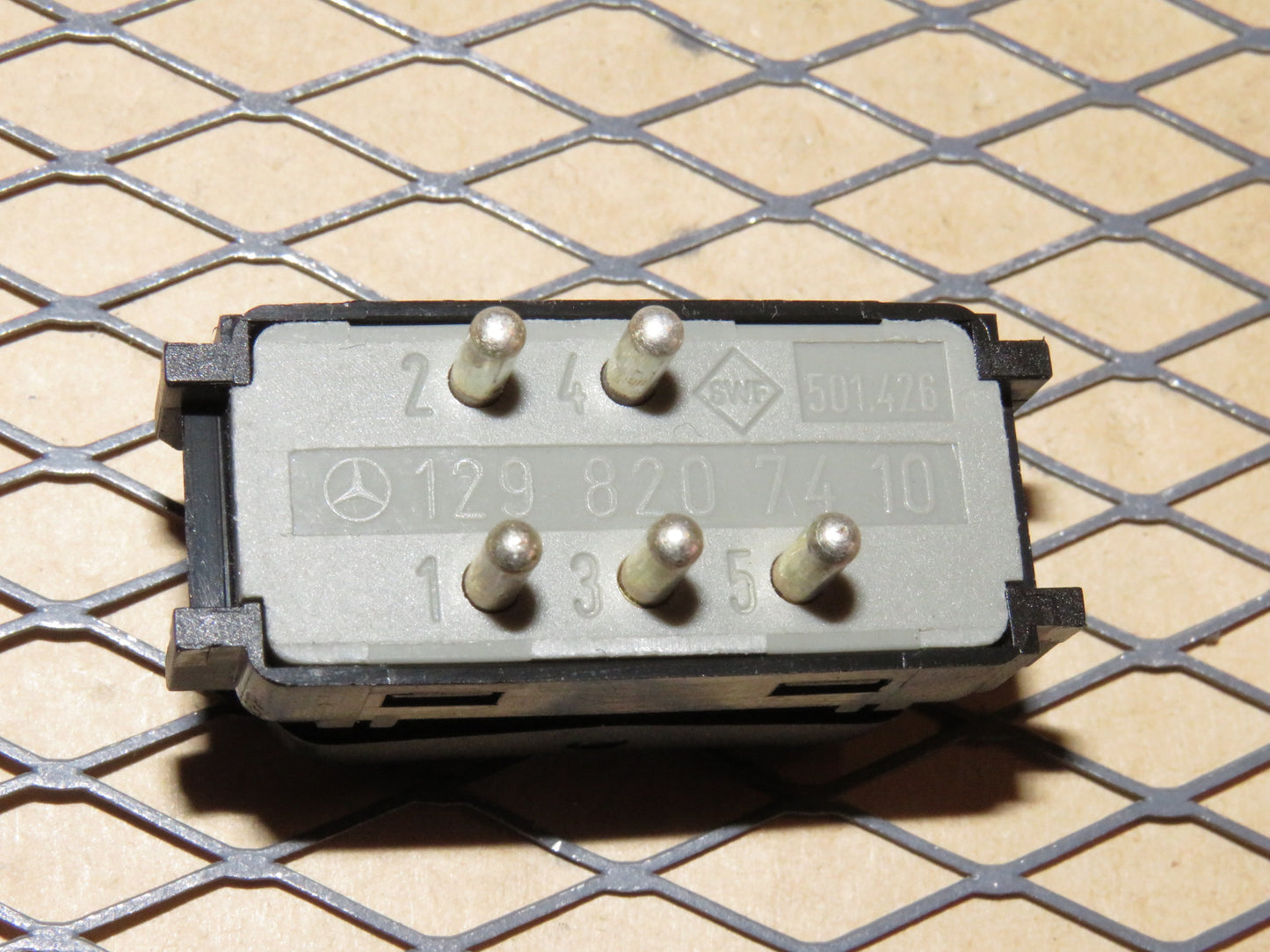 92 93 Mercedes 500E OEM Rear Defroster Switch