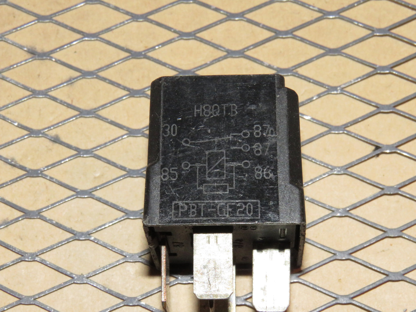 Ford Relay F0AB-14B192-AA
