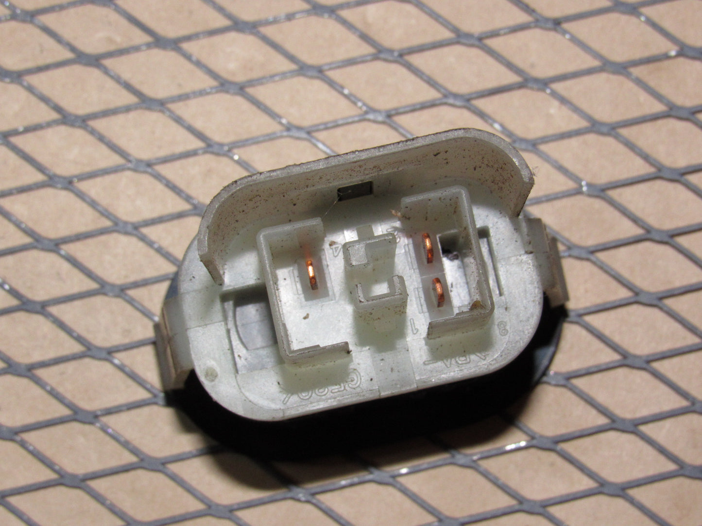 99 00 01 02 Saab 9-3 OEM Trunk Hatch Door Release Opener Switch