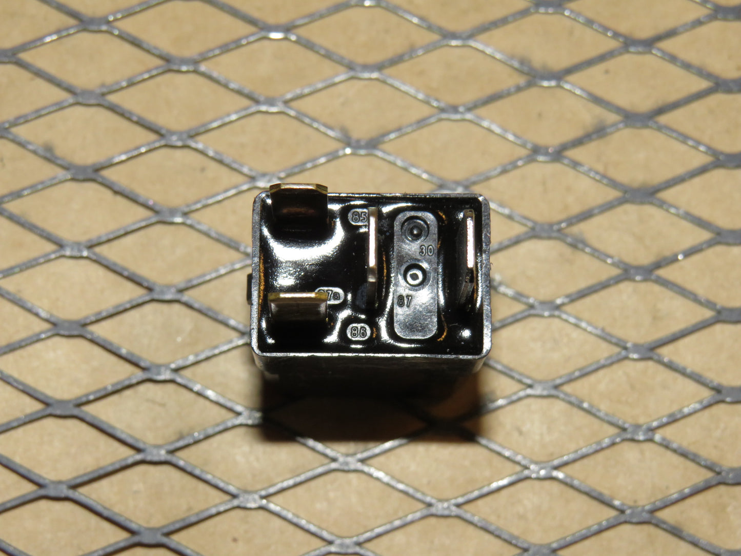 Mazda Relay ACM33201 M08