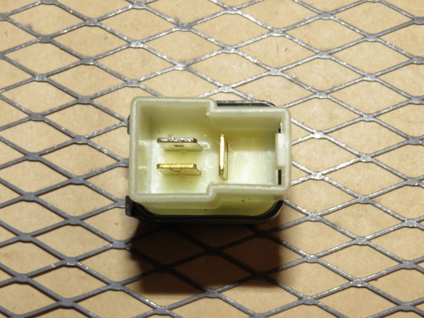 Nissan & Infiniti Relay 25630 79960