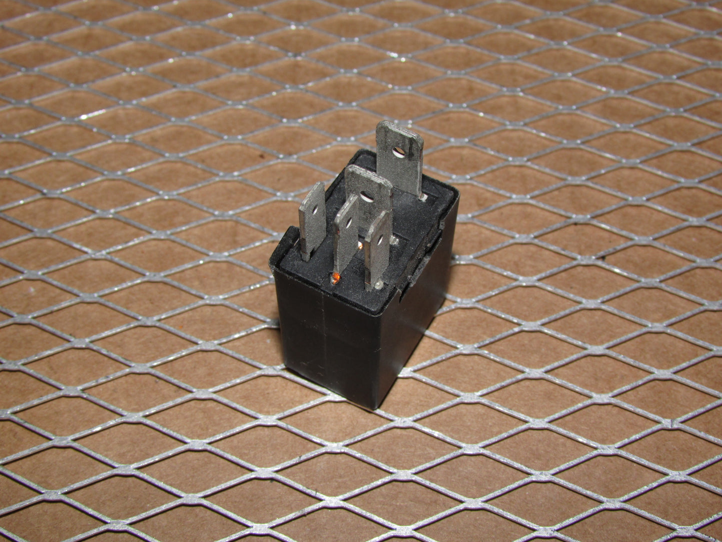 Chrysler Relay 4671168 E