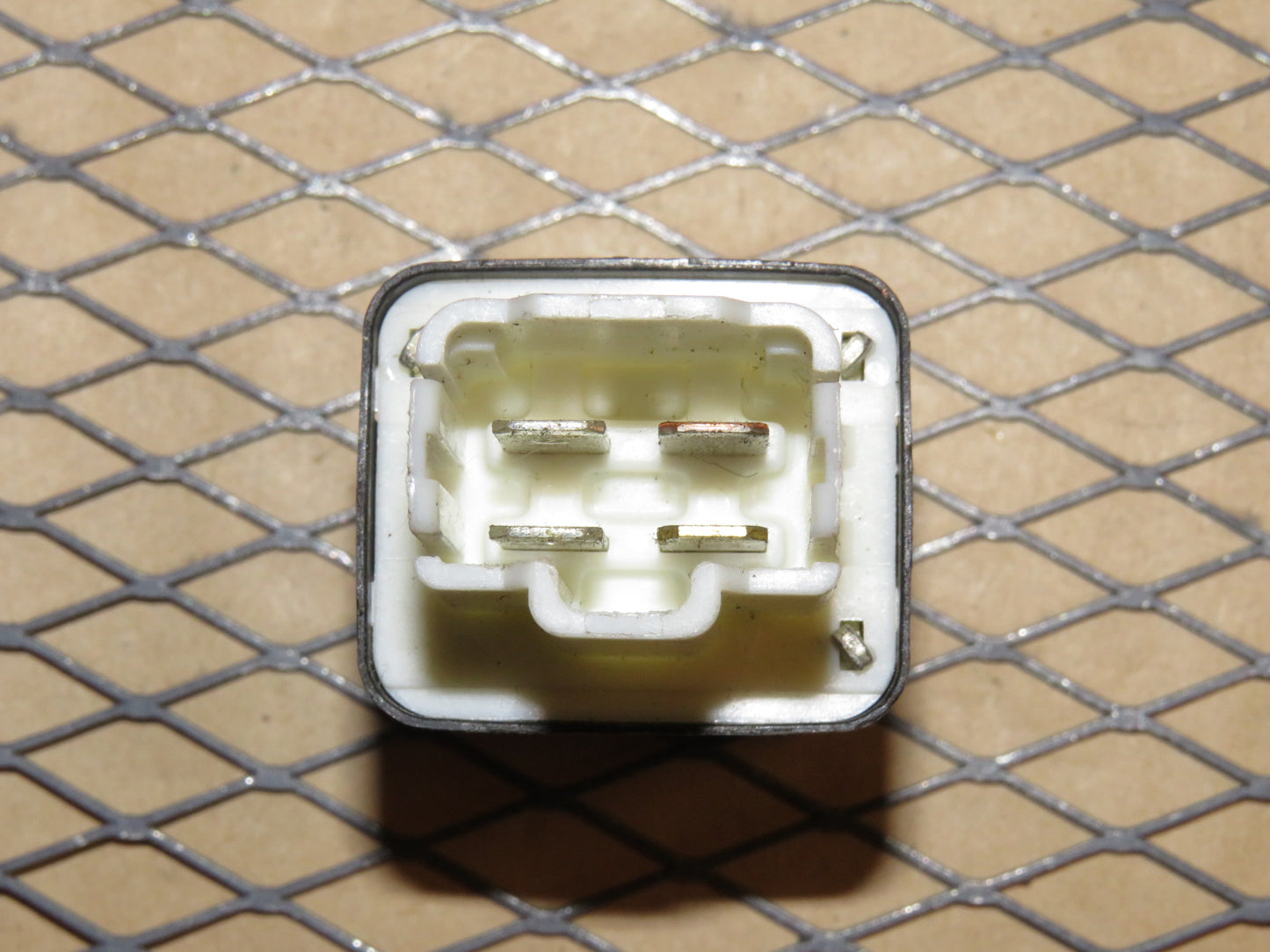 Toyota & Lexus Dimmer Relay 85926-30020 / 056700-5081