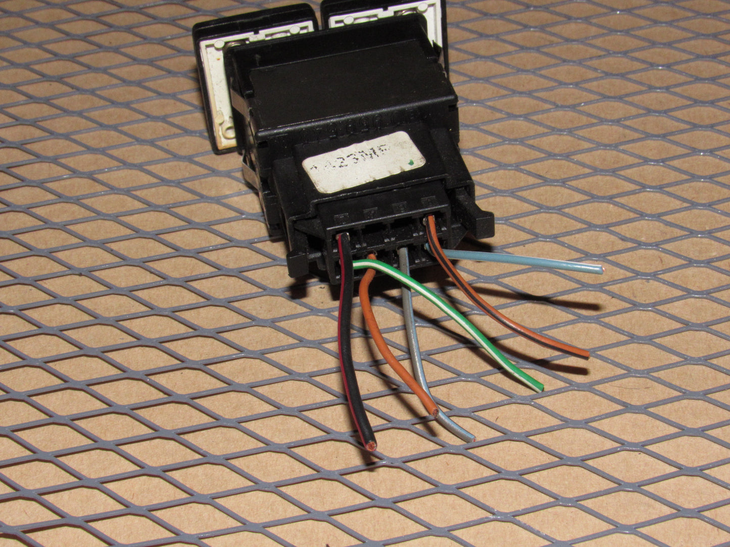 99.5 00 01 02 Volkswagen Cabrio OEM A/C & Air Recirculation Switch Pigtail Harness