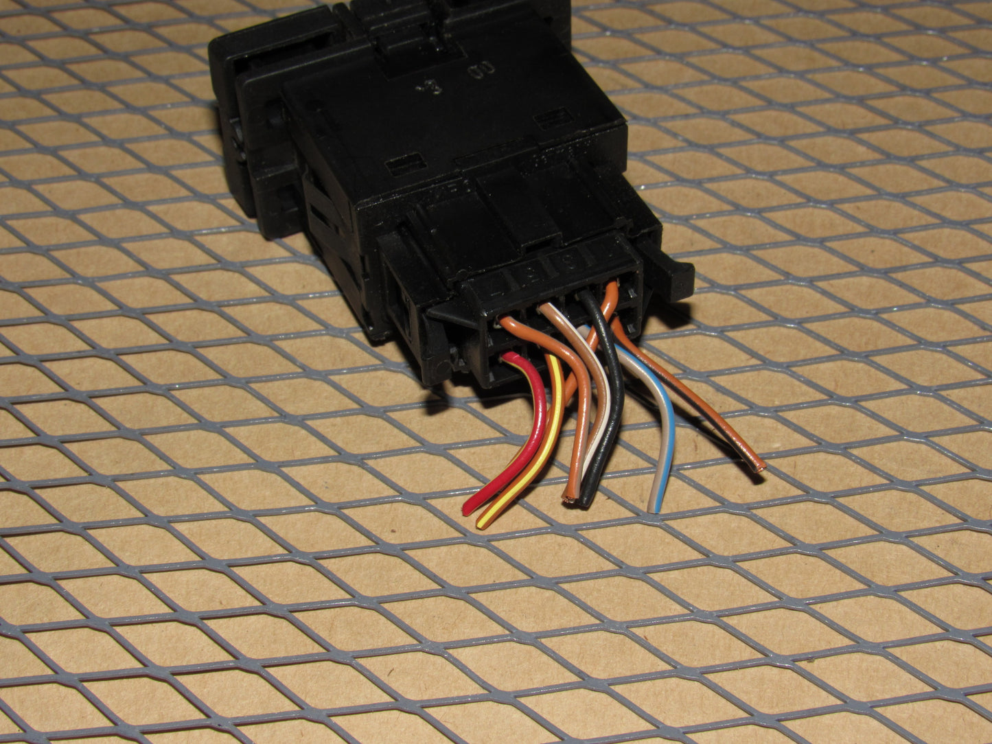 99.5 00 01 02 Volkswagen Cabrio OEM Power Window Switch Pigtail Harness