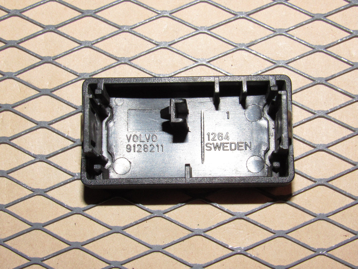 98 99 00 Volvo S70 OEM Dash Switch Delete Cap Trim Cover