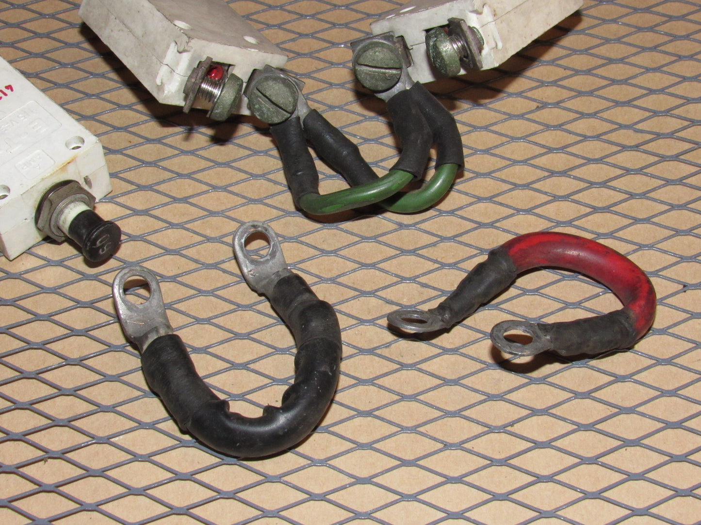 77-95 Mercedes Benz T1 Van OEM Thermal Circuit Breaker Connector Wiring Terminal