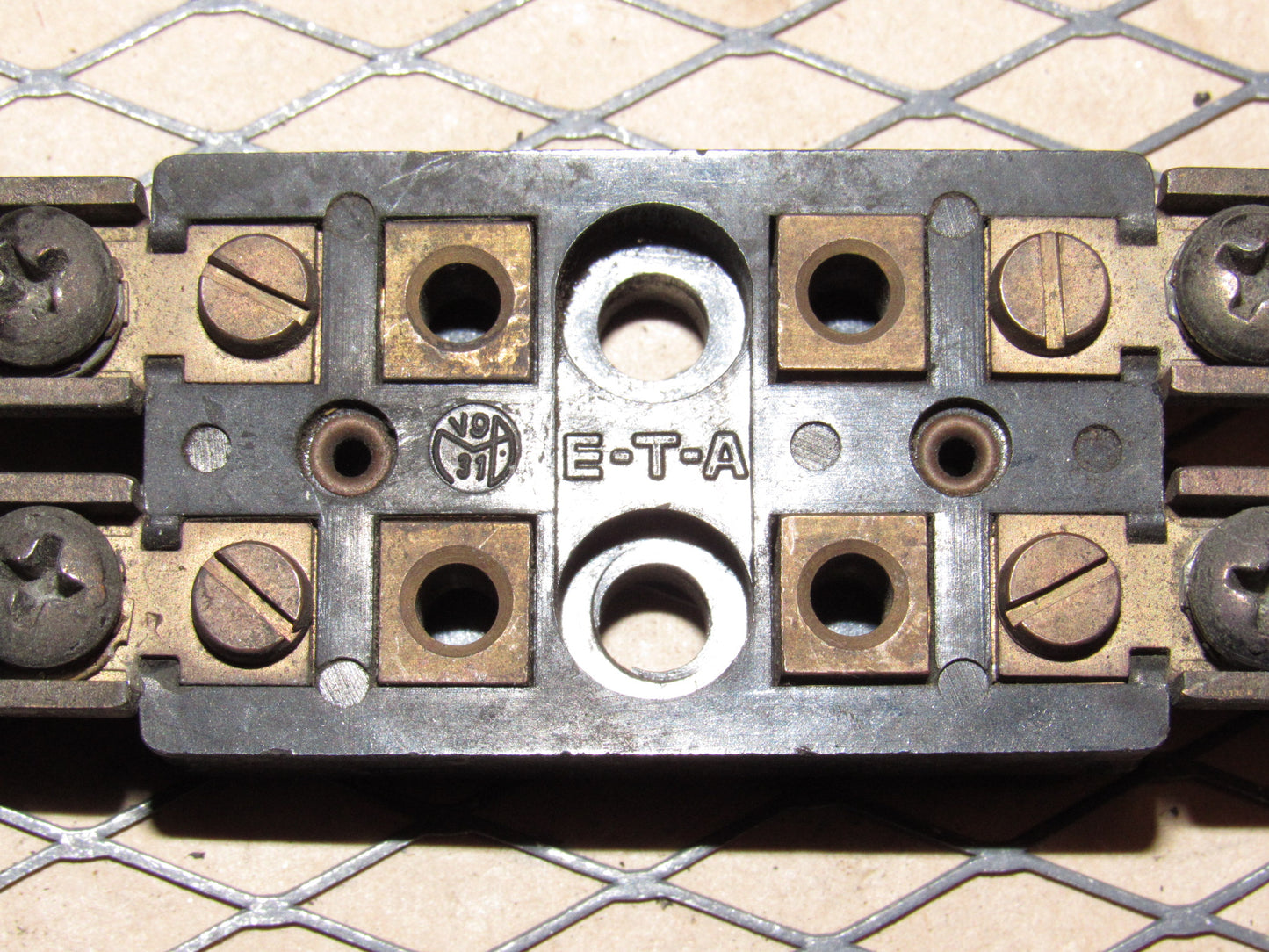 77-95 Mercedes Benz T1 Van OEM ETA Circuit Breaker Fuse Holder Distribution Block