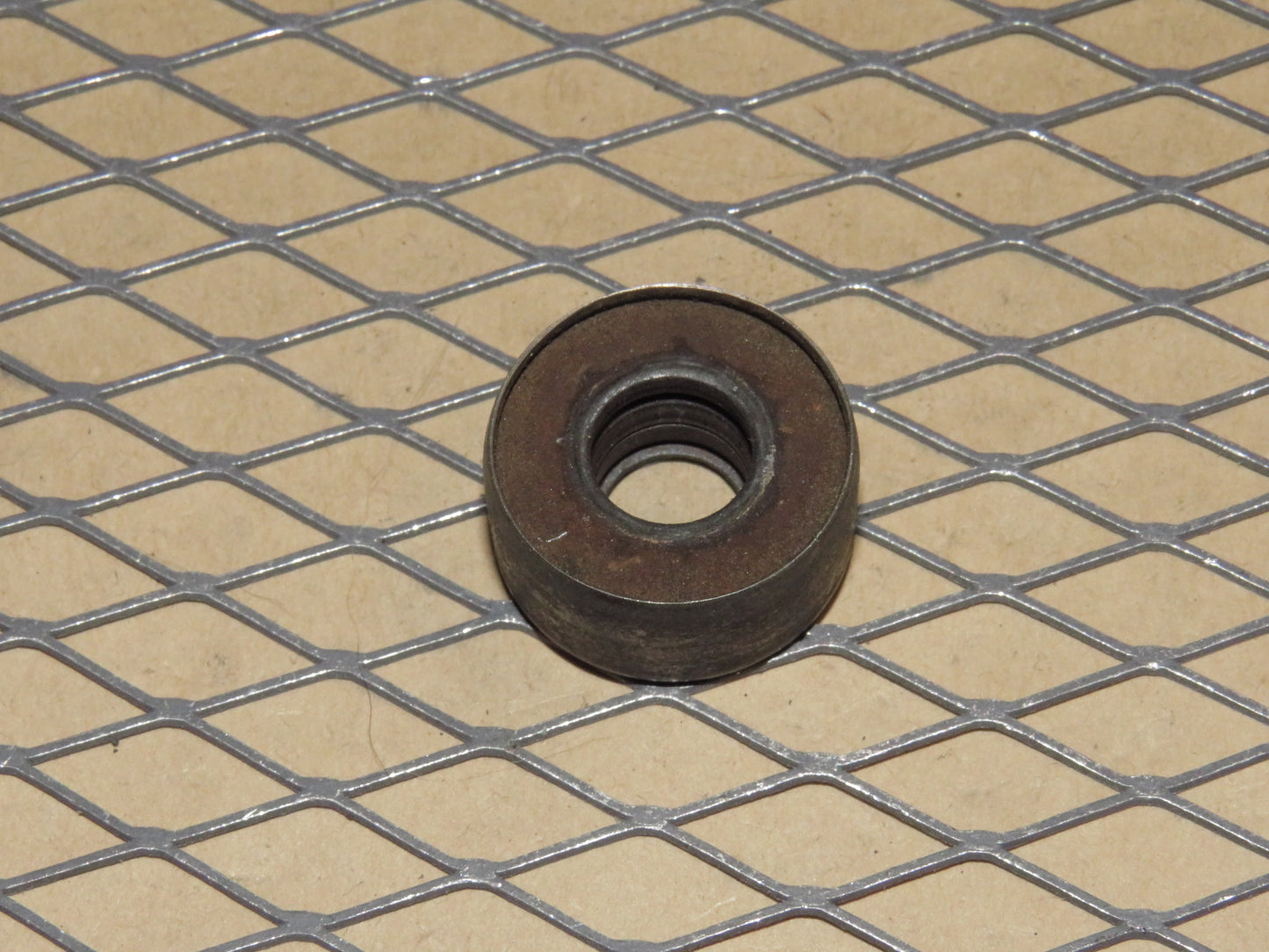 84 85 86 Nissan 300zx OEM Intake Manifold Lower Runner Mounting Washer