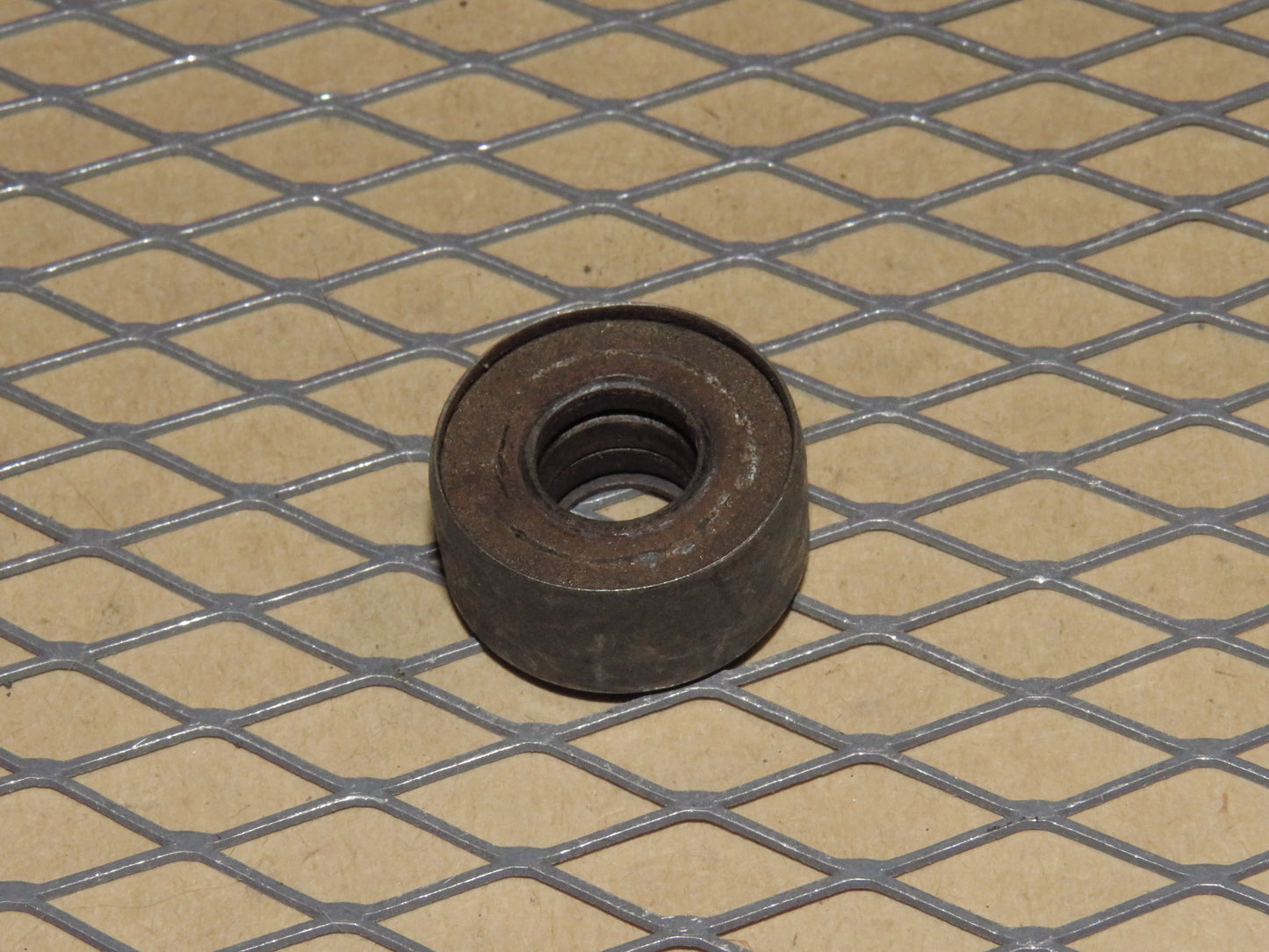 84 85 86 Nissan 300zx OEM Intake Manifold Lower Runner Mounting Washer