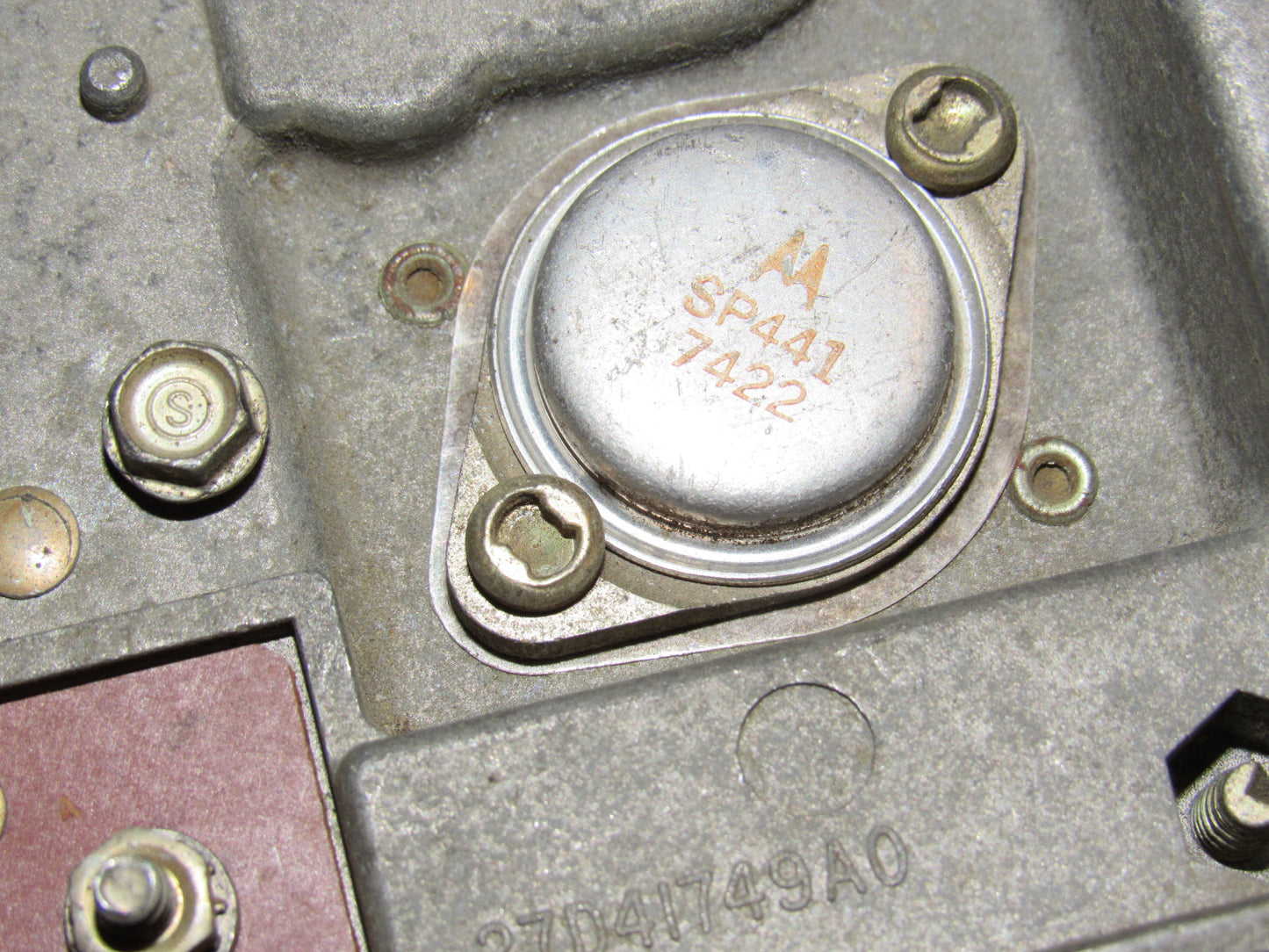 77-95 Mercedes Benz T1 Van OEM Voltage Regulator TVR-12-22