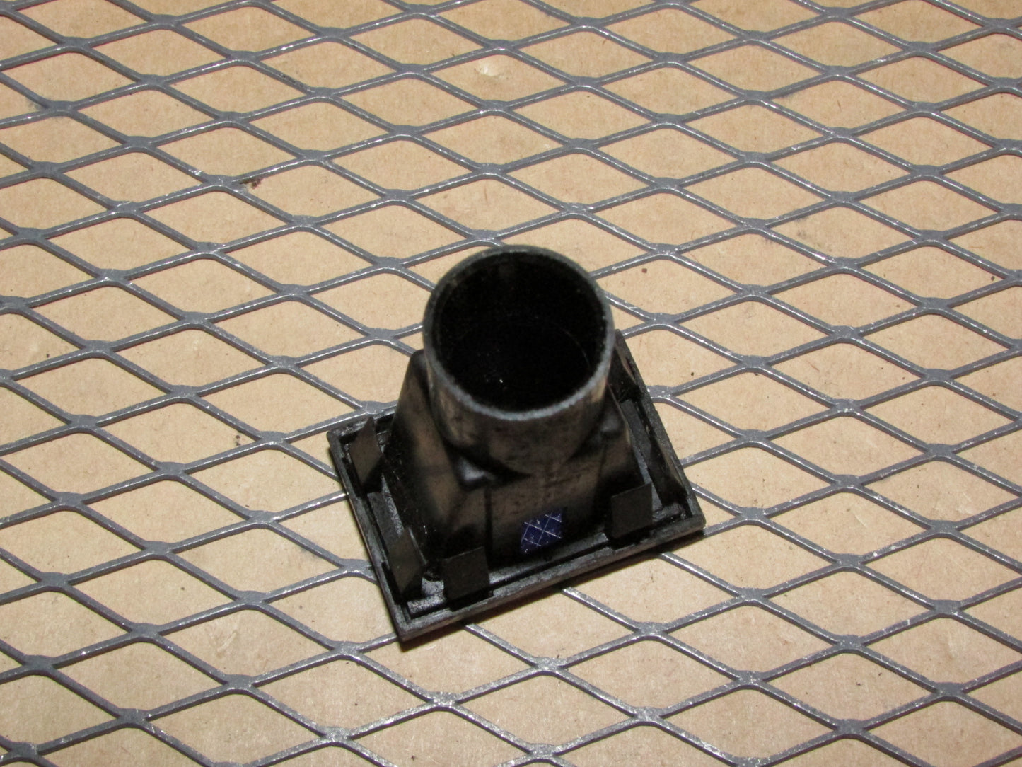 77-95 Mercedes Benz T1 Van OEM Interior Dash Headlight Hi-Beam Indicator Light Lamp