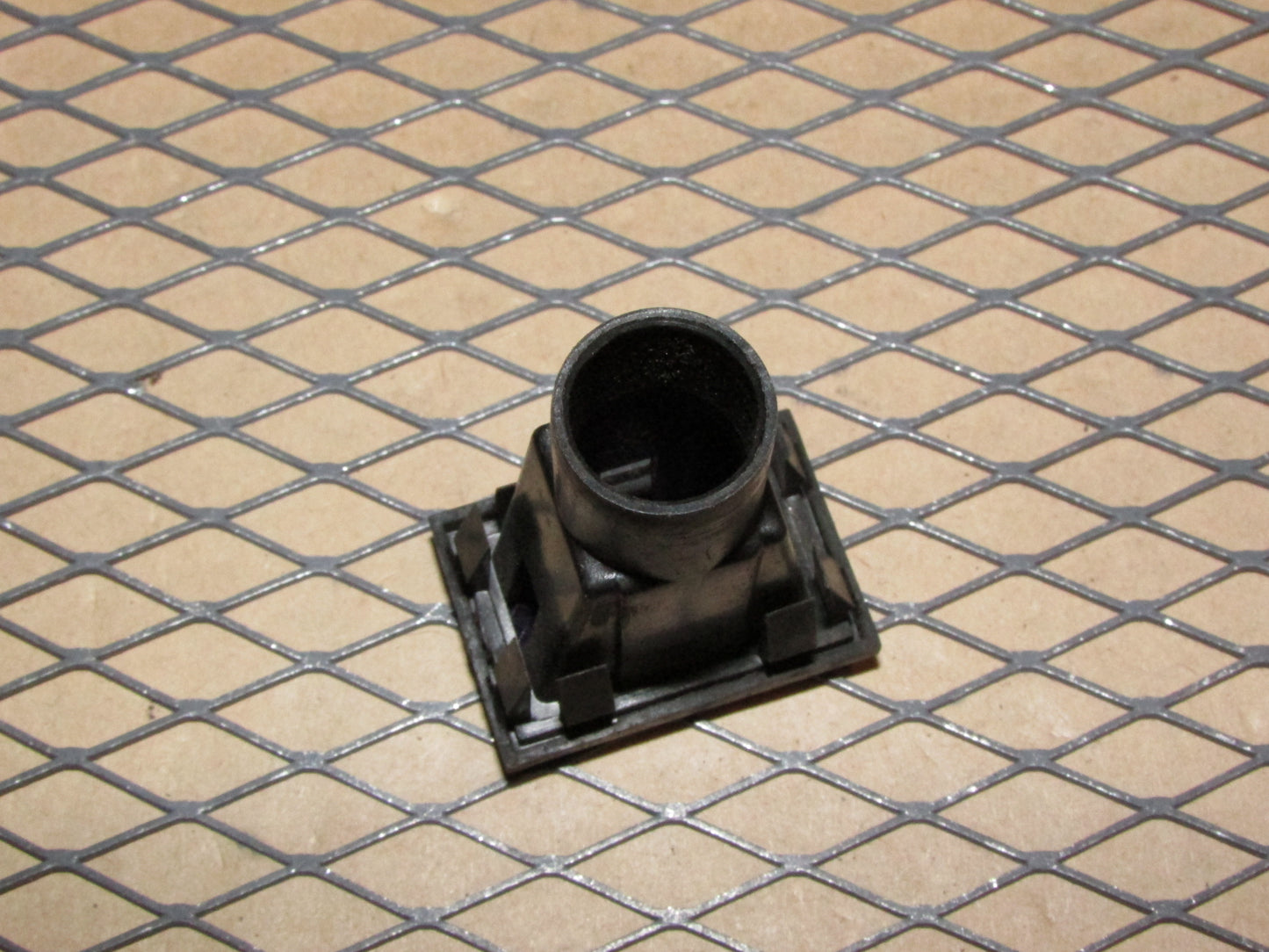 77-95 Mercedes Benz T1 Van OEM Interior Dash Headlight Hi-Beam Indicator Light Lamp