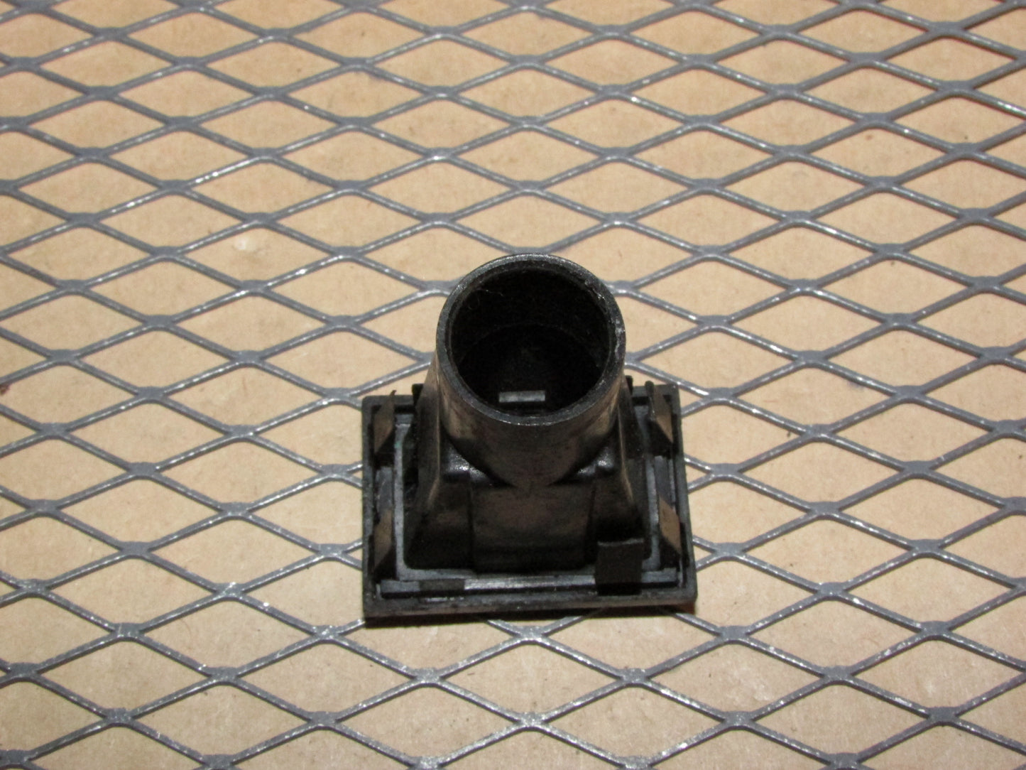 77-95 Mercedes Benz T1 Van OEM Interior Dash Headlight Hi-Beam Indicator Light Lamp