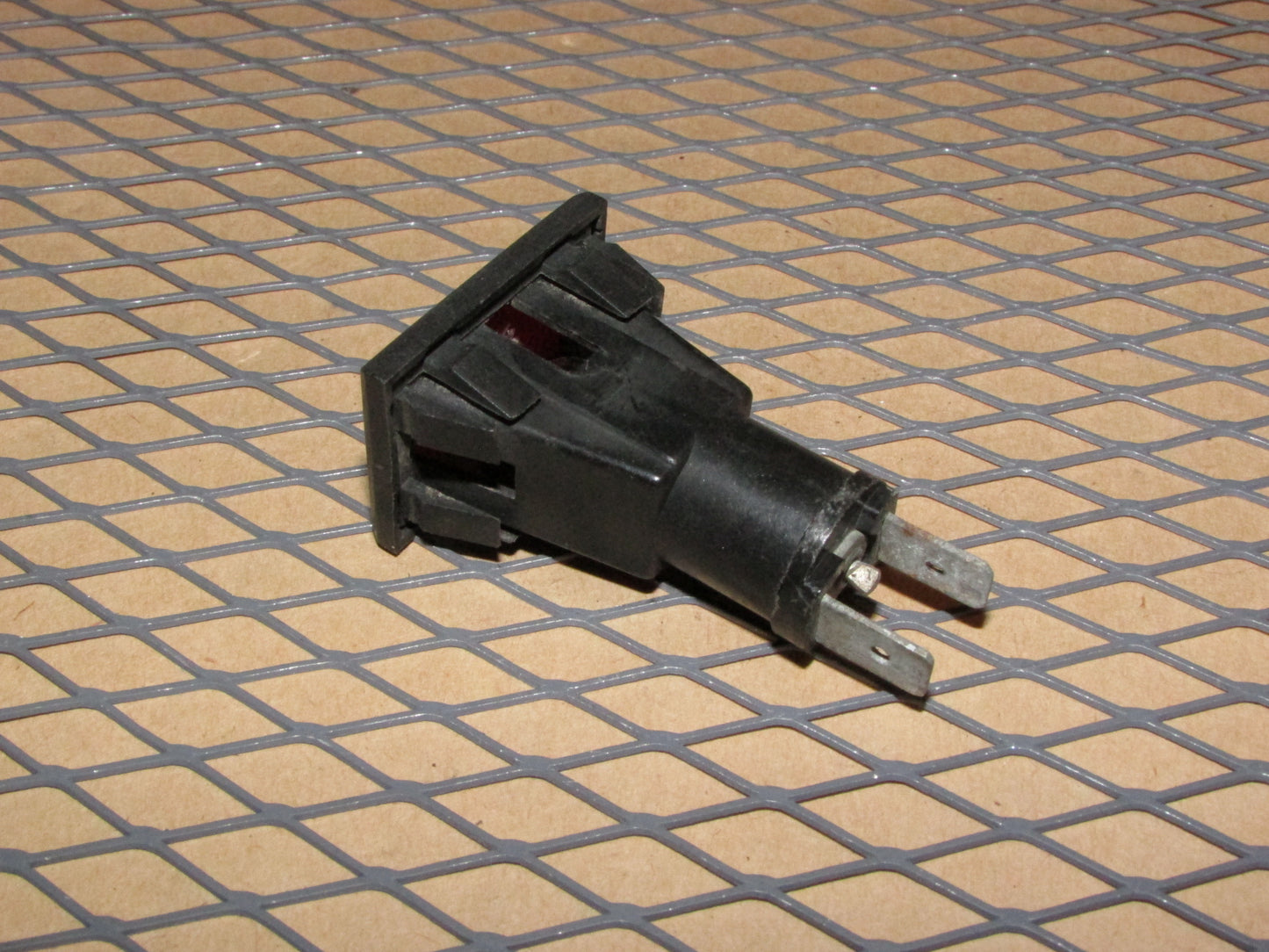 77-95 Mercedes Benz T1 Van OEM Dash Low Level Coolant Warning Indicator Light Lamp