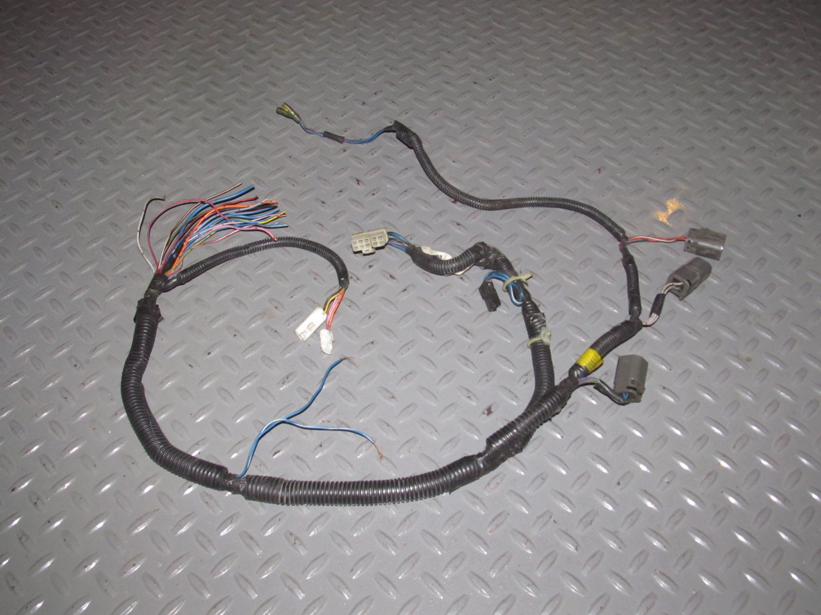 84 85 86 Nissan 300zx OEM Door Wiring Harness Left – Autopartone