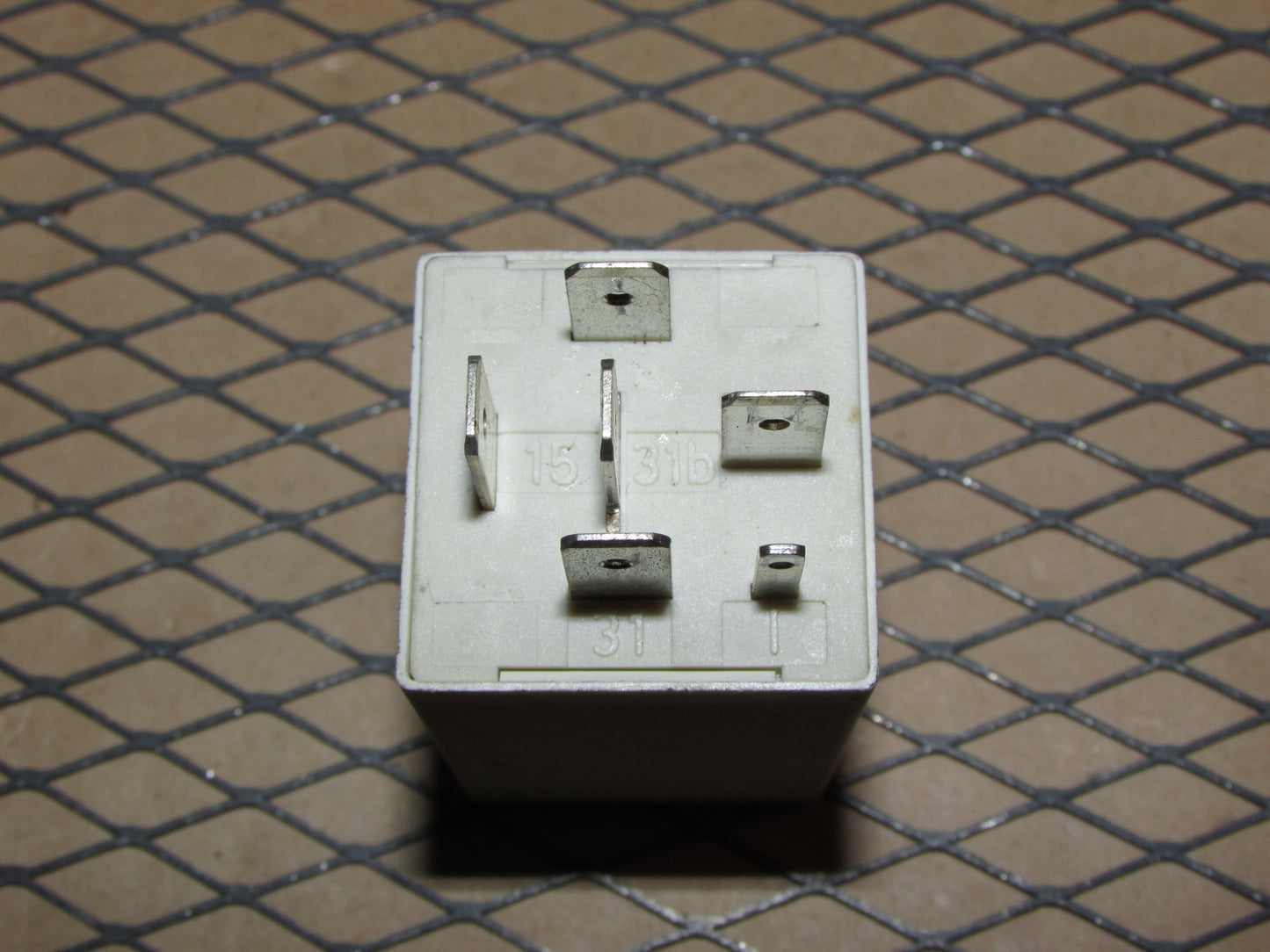 Audi & Volkswagen Relay (271) 443 955 531