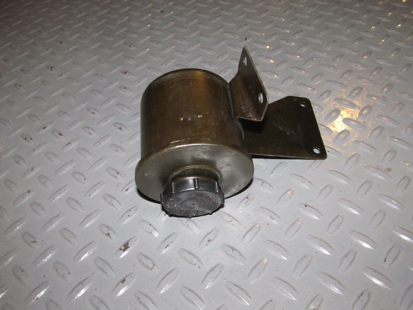 84 85 86 Nissan 300zx OEM Power Steering Fluid Tank Reservoir