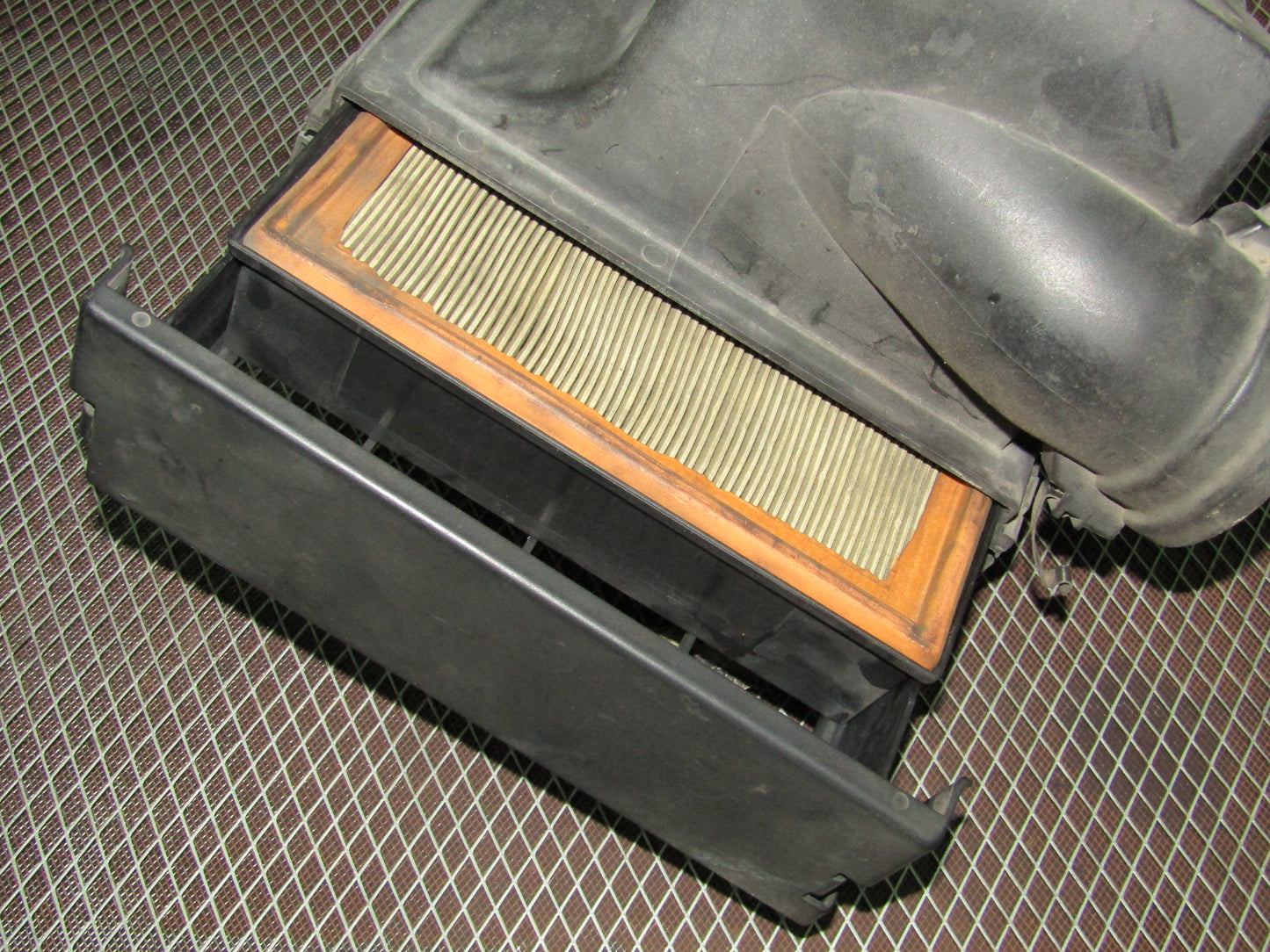 1992-1995 BMW 325 OEM Intake Air Box Filter Tray