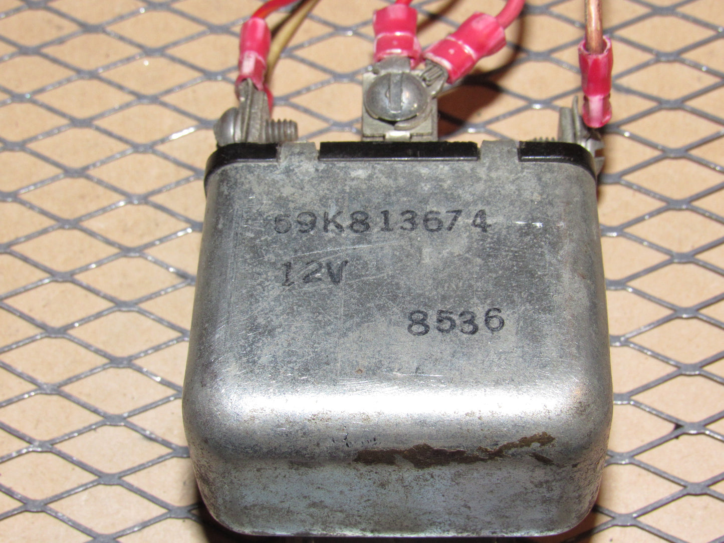 77-95 Mercedes Benz T1 OEM Relay 59K813674
