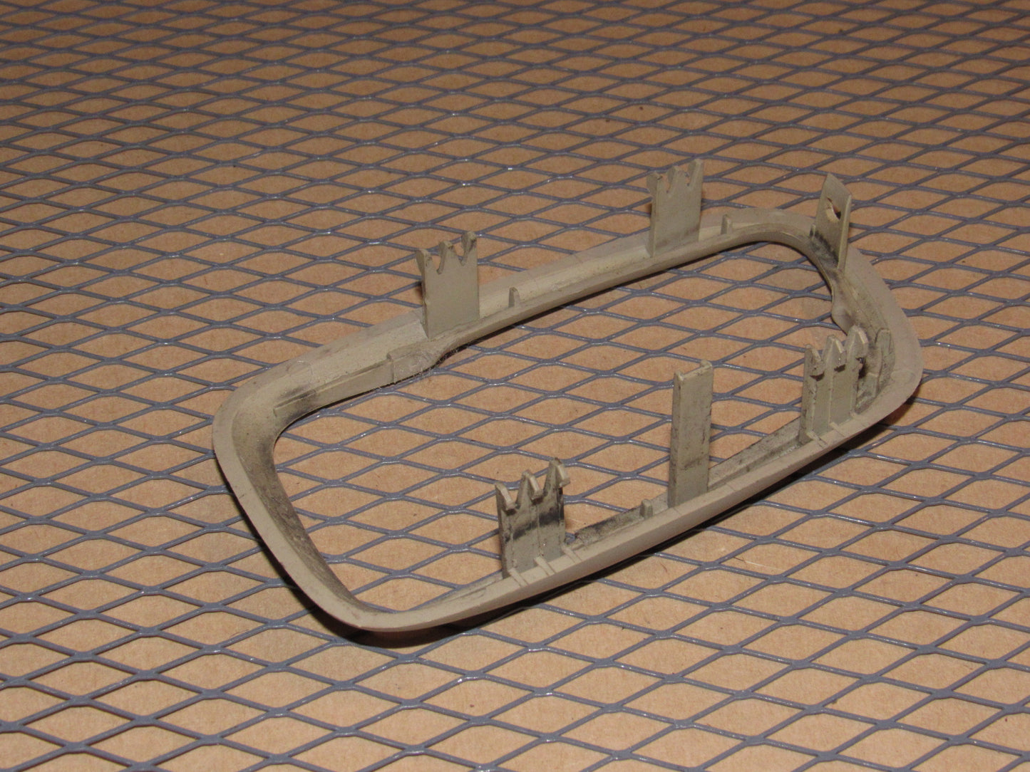 98 99 00 Volvo V70 OEM Front Rear Interior Door Handle Bezel Cover Trim - Right