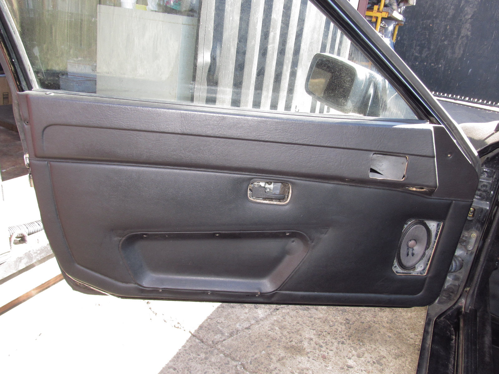 83-85 Porsche 944 OEM Door Panel - Set – Autopartone