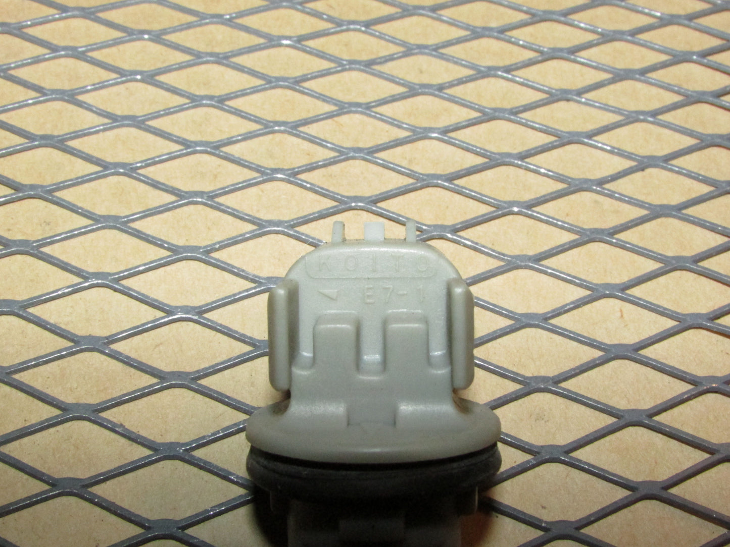 93 94 95 96 97 98 Toyota Supra OEM Rear Side Marker Light Lamp Bulb Socket
