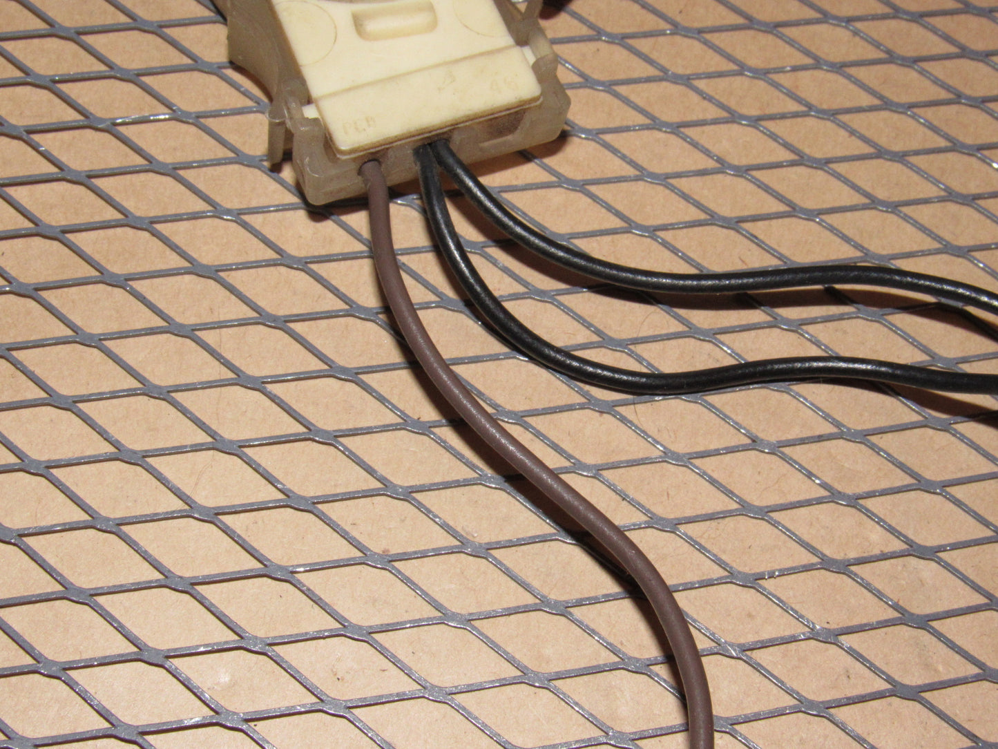 81 82 83 84 Volkswagen Rabbit OEM Tail Reverse Light 3 Wiring Bulb Socket