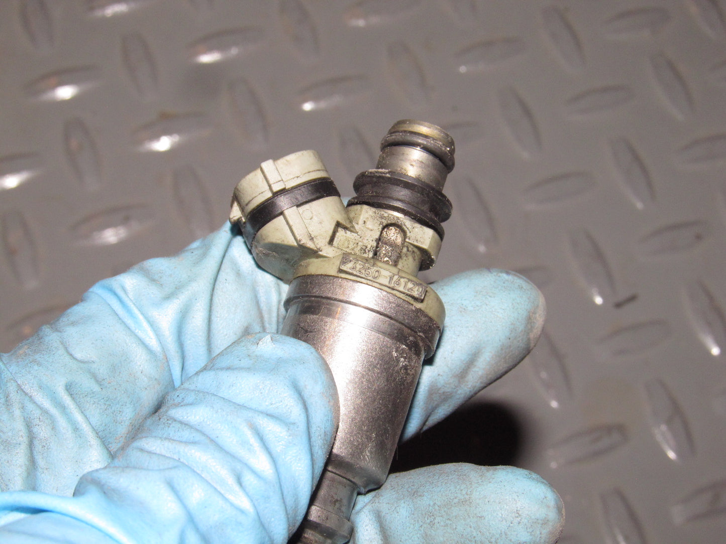 90 91 92 93 Celica ST 1.6L OEM 23250-16120 Fuel Injector with O-Rings