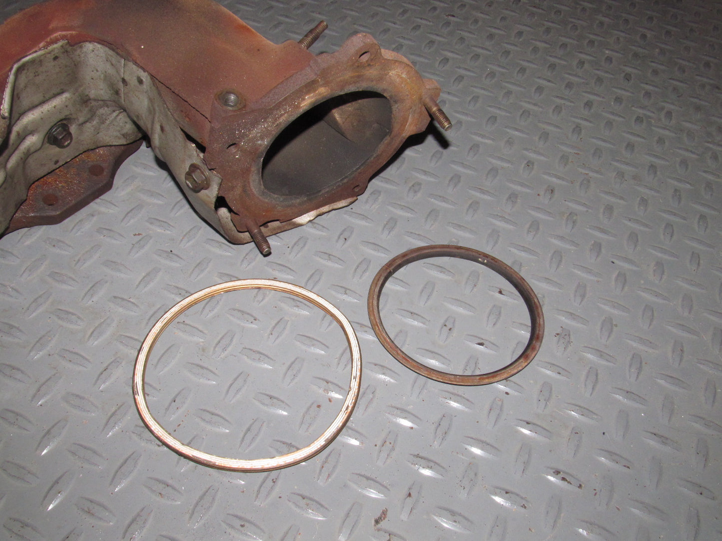 94 95 96 97 98 99 Toyota Celica CA 2.2L 5SFE OEM Exhaust Manifold