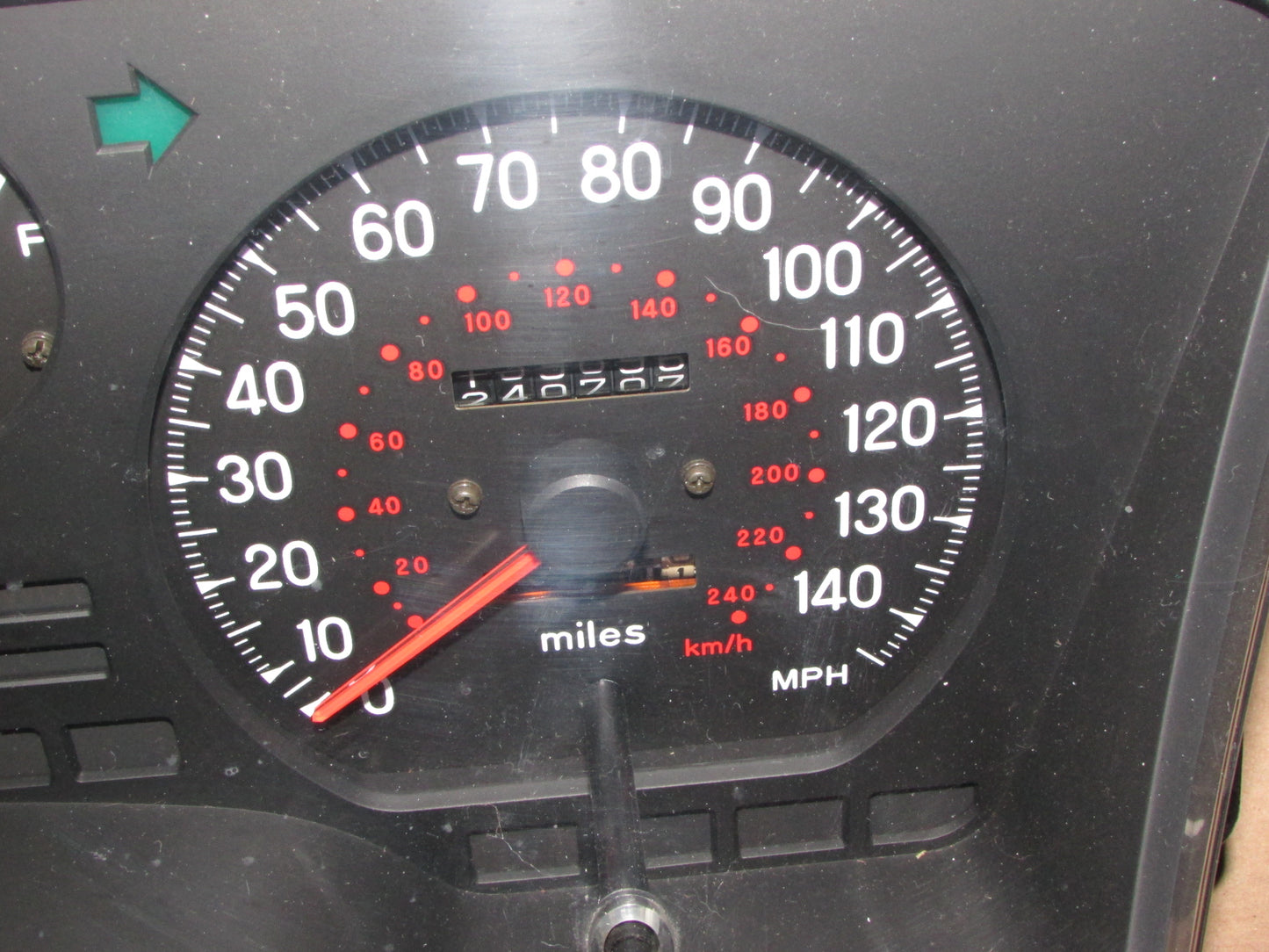 93 94 Mitsubishi Eclipse OEM Speedometer Instrument Cluster