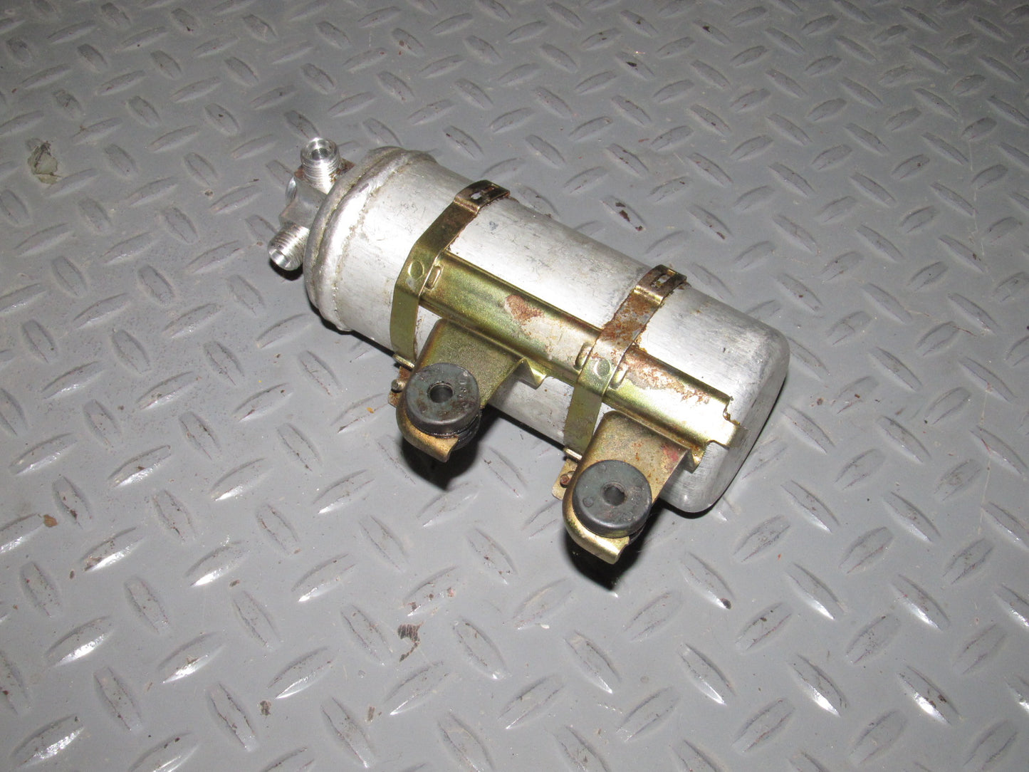 87 88 89 Toyota MR2 OEM A/C Receiver Drier