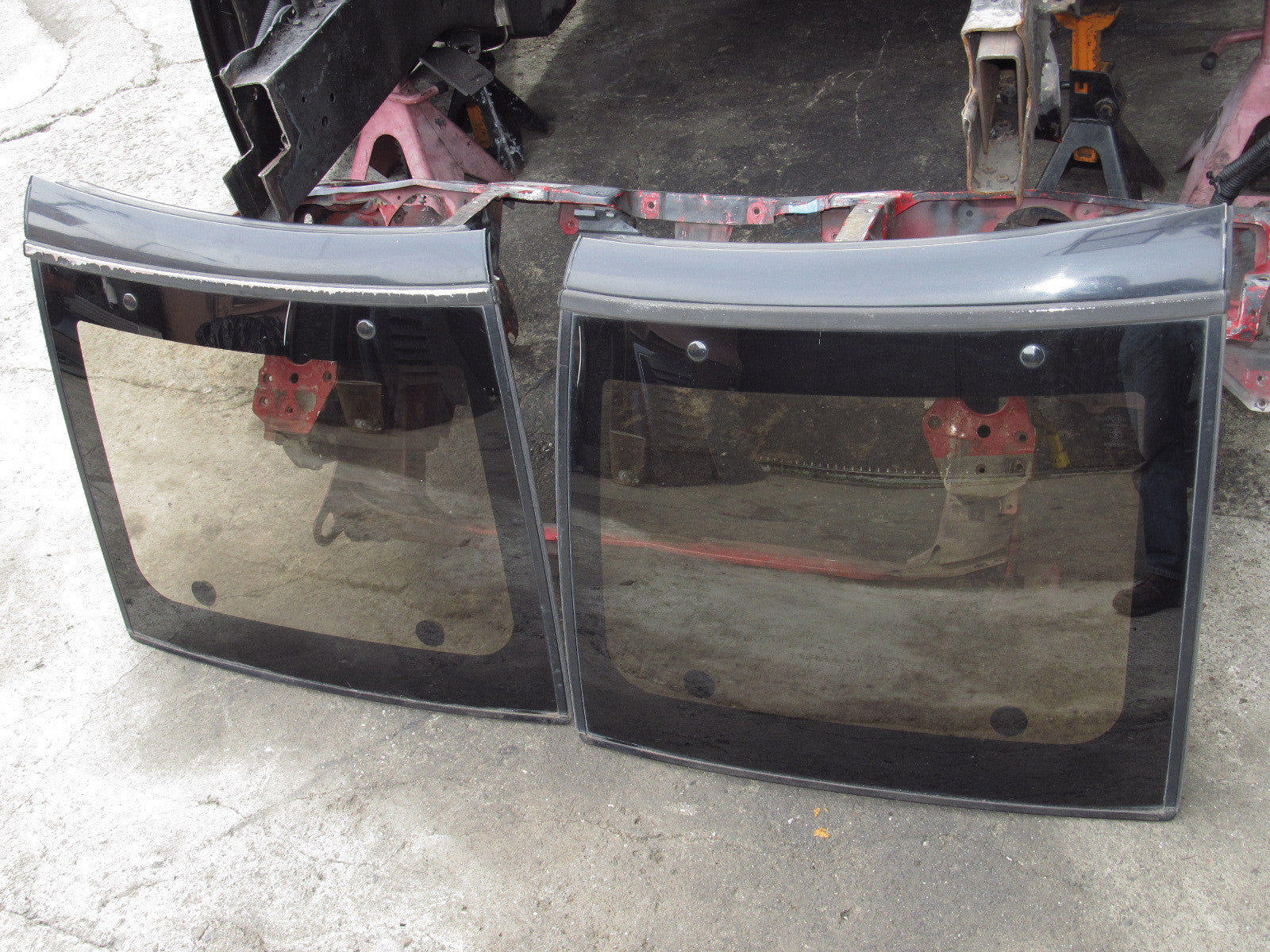 90-96 Nissan 300zx OEM T-Top - Set - 2+0 – Autopartone