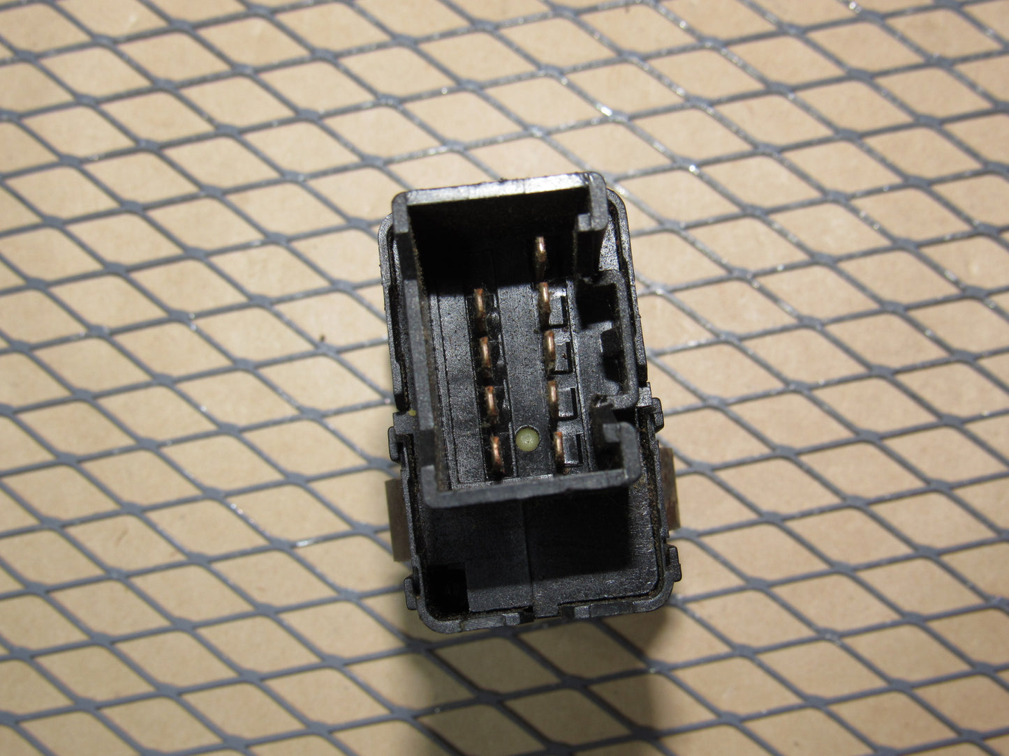 94 95 96 97 98 Land Rover Discovery OEM Flasher Hazard Light Switch