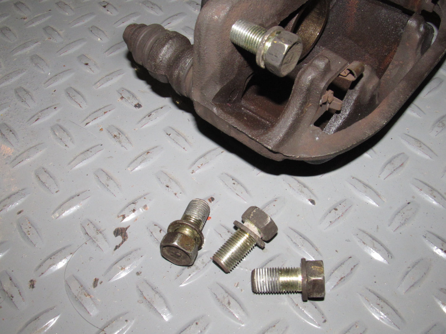 91 92 93 94 95 Toyota 2.2L 5SFE MR2 OEM Front Brake Caliper Mounting Bolt Set